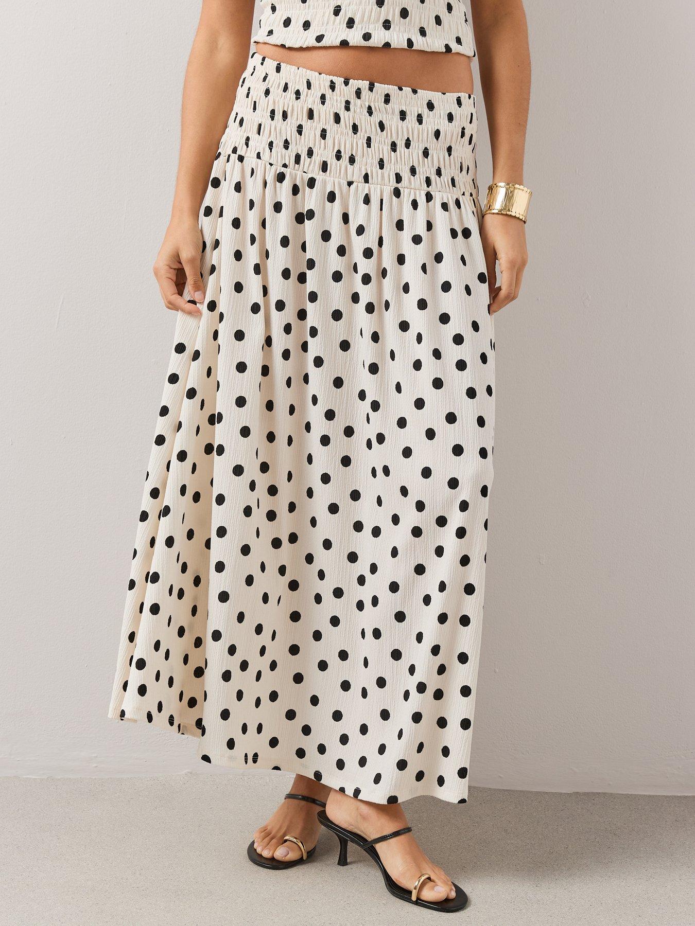 Image 4 of 6 of The Very Collection Spot Shirred Midaxi Co Ord Skirt - Multi