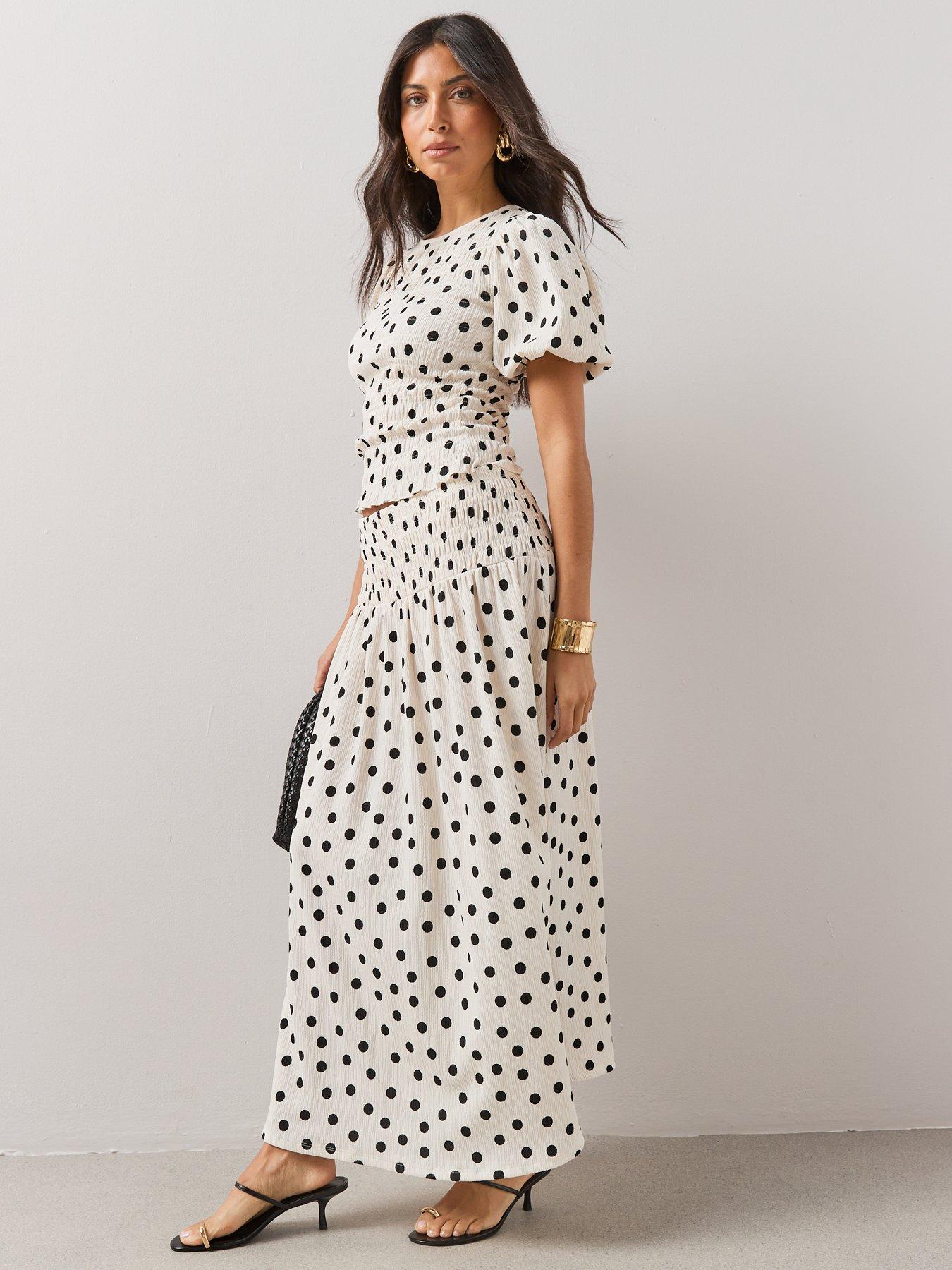 Image 6 of 6 of The Very Collection Spot Shirred Midaxi Co Ord Skirt - Multi