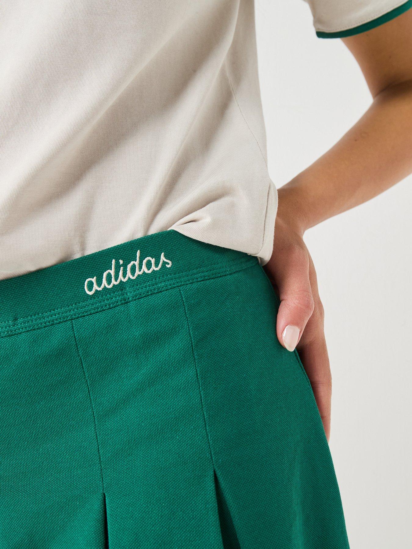 Image 4 of 6 of adidas Sportswear Women's Seasonal Essentials Colorpop Skirt With Inner Leggings - Green