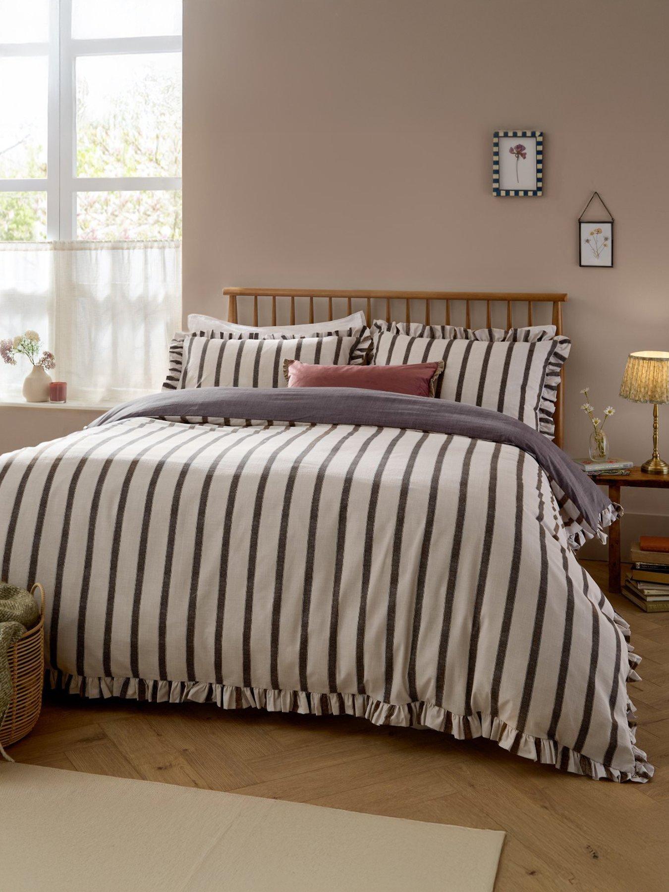 wylder-connie-duvet-set-chocolate