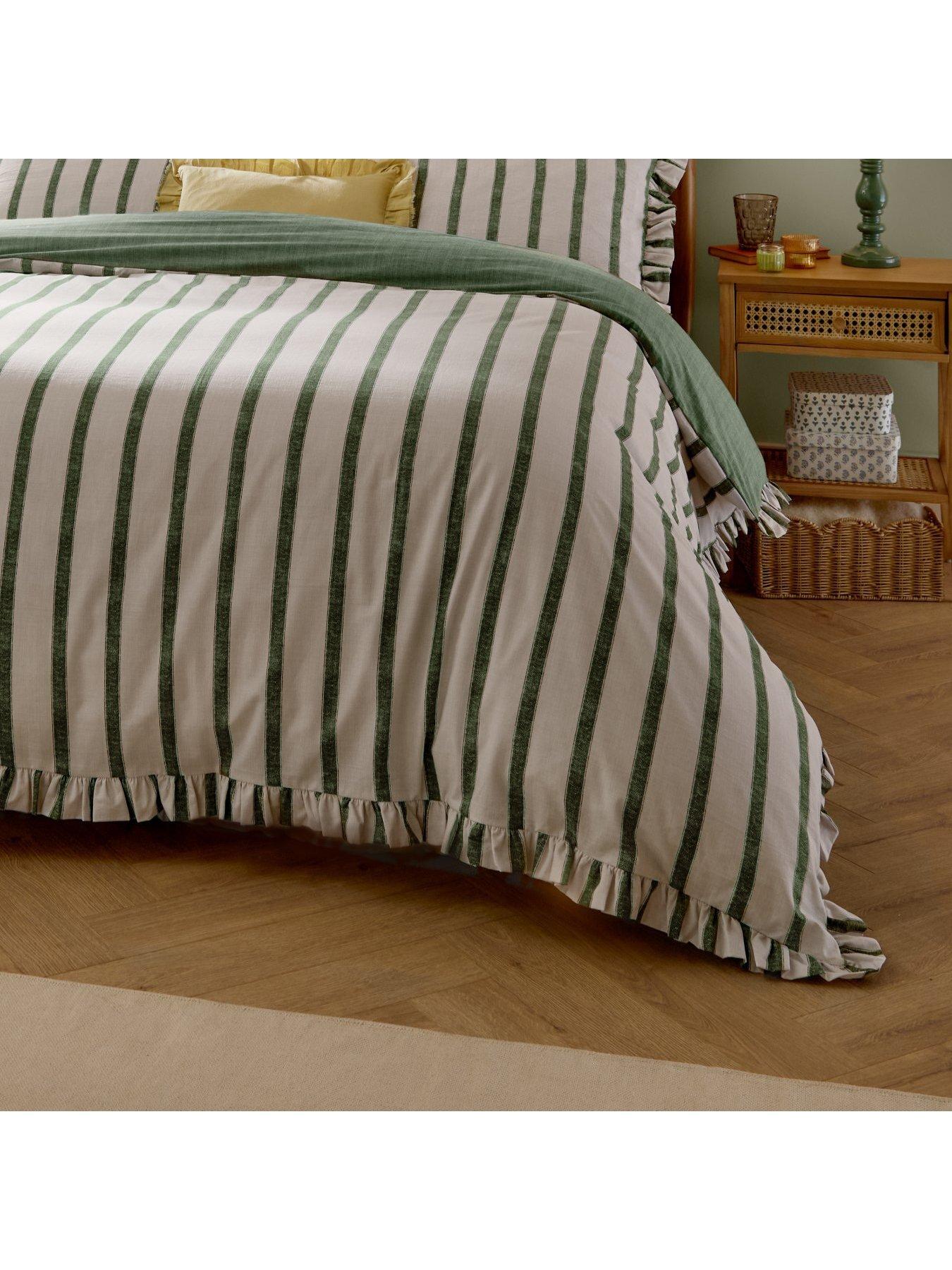 Image 3 of 3 of Wylder Connie Duvet Set Moss