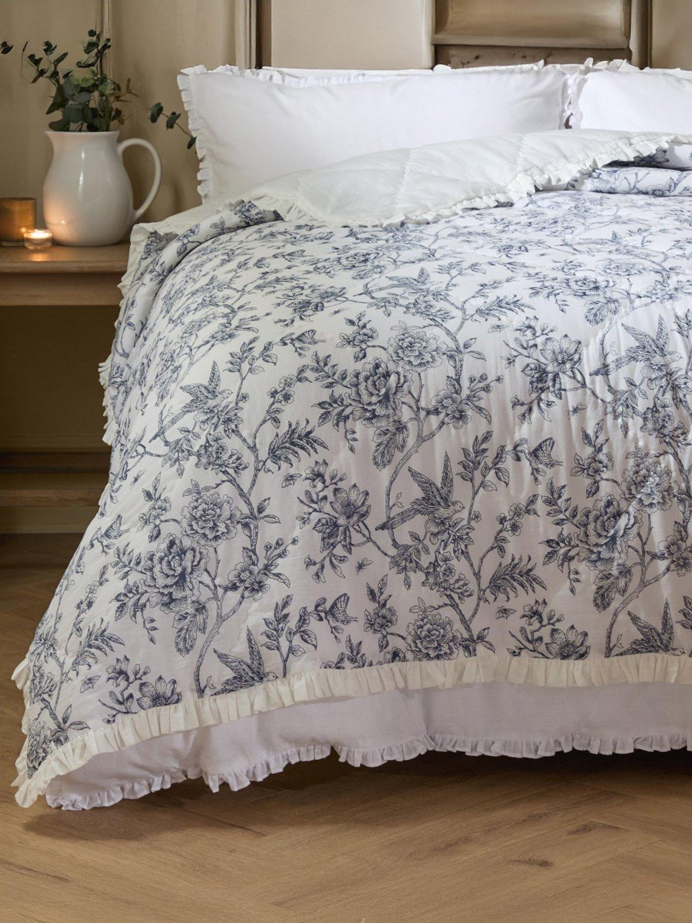  image of wylder-hermione-bedspread-ivory-blue