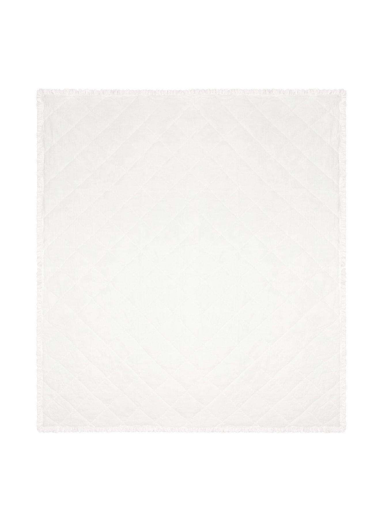  image of wylder-hermione-bedspread-ivory-blue