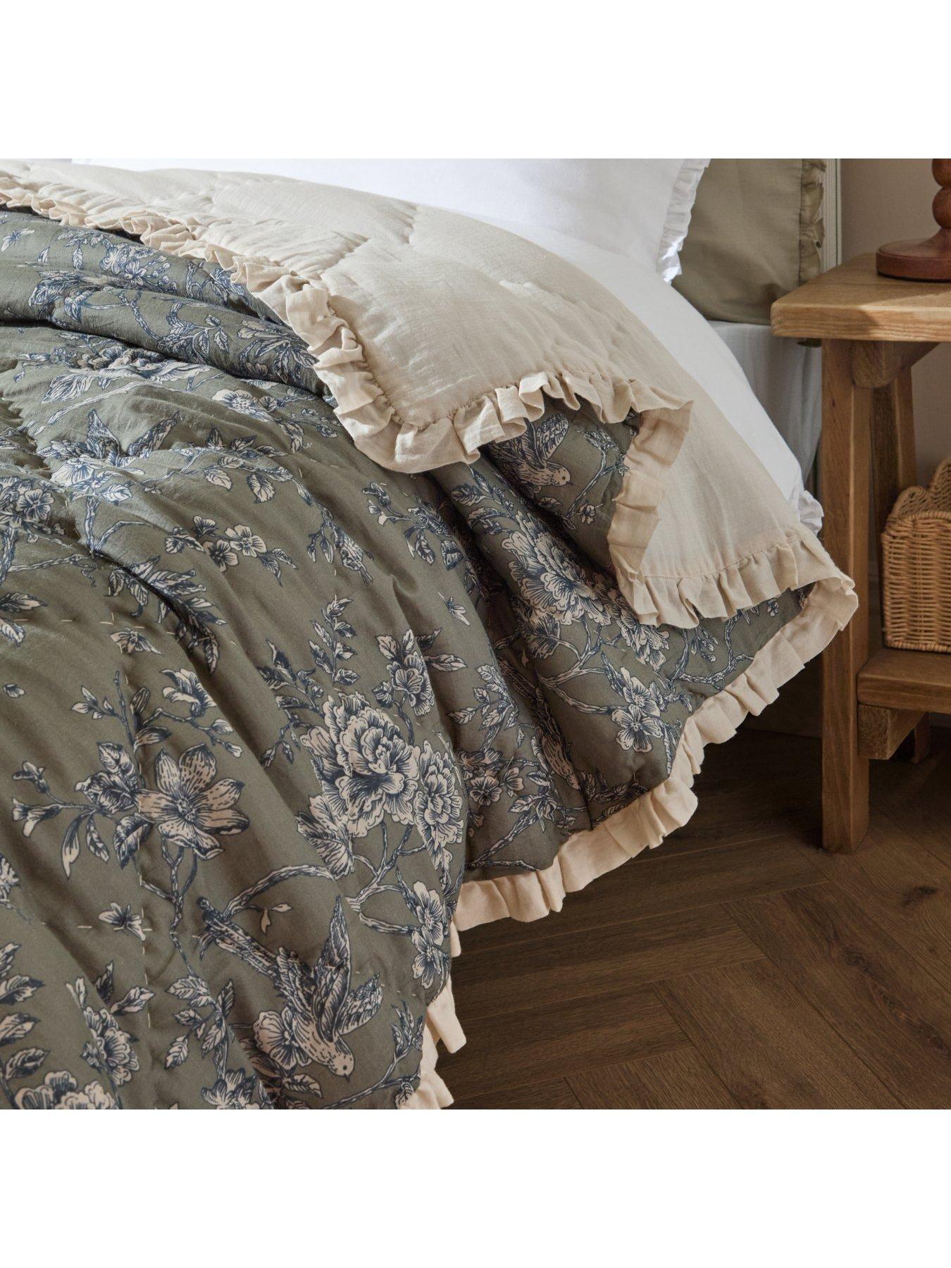  image of wylder-hermione-bedspread-moss