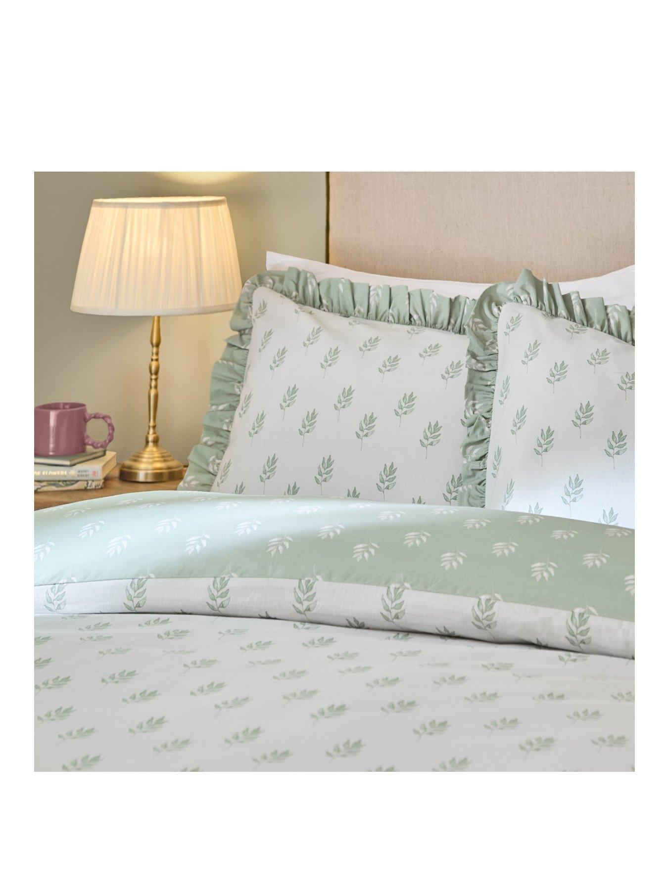 Image 2 of 4 of Wylder Ava Duvet Set White Sage