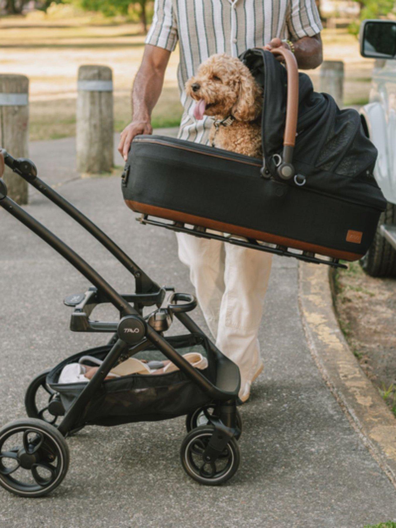Image 1 of 7 of Tavo Meave Medium (rigid handle) with Isofix Base
