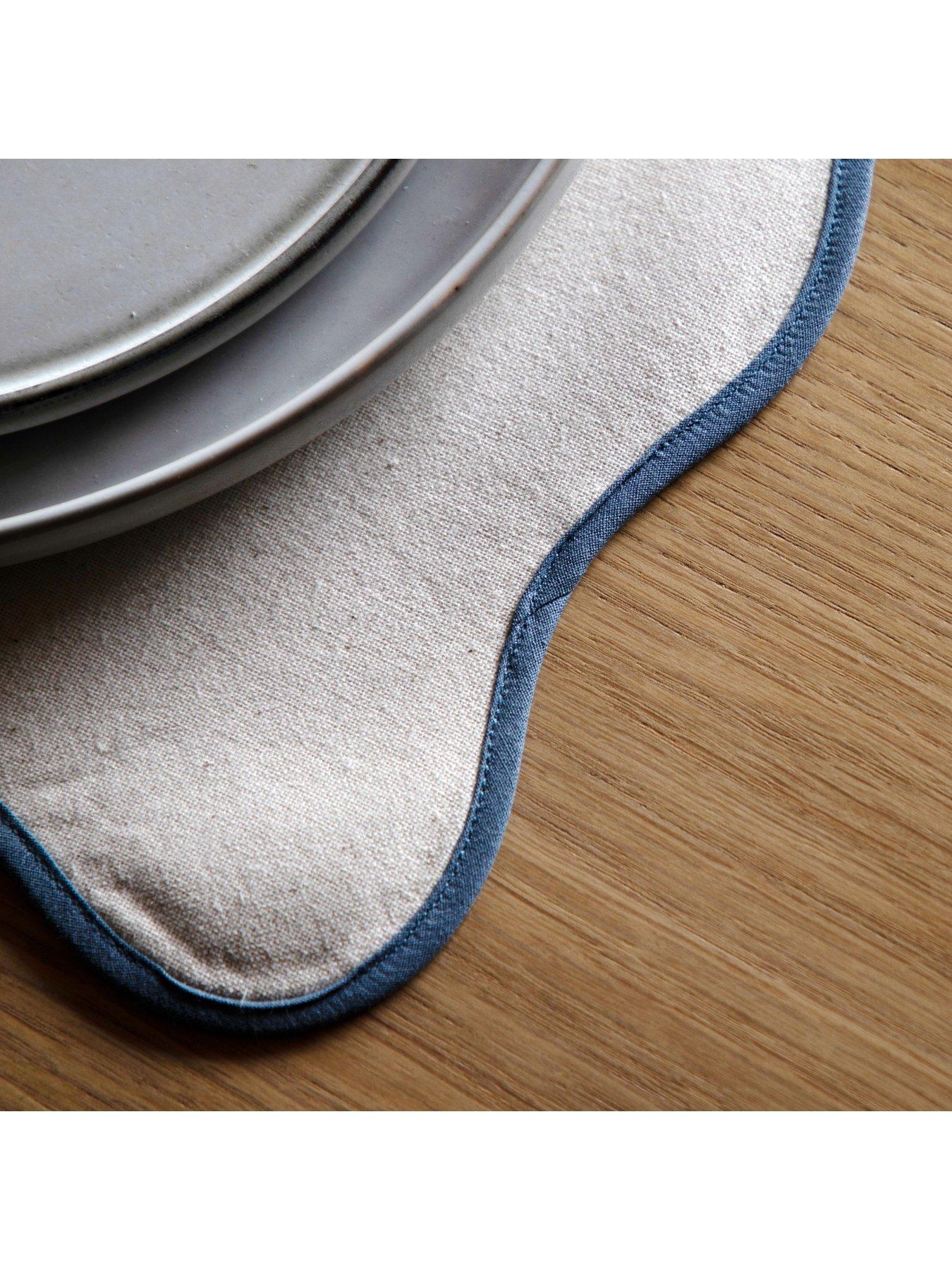  image of gallery-direct-scallop-piped-placemats-4pk
