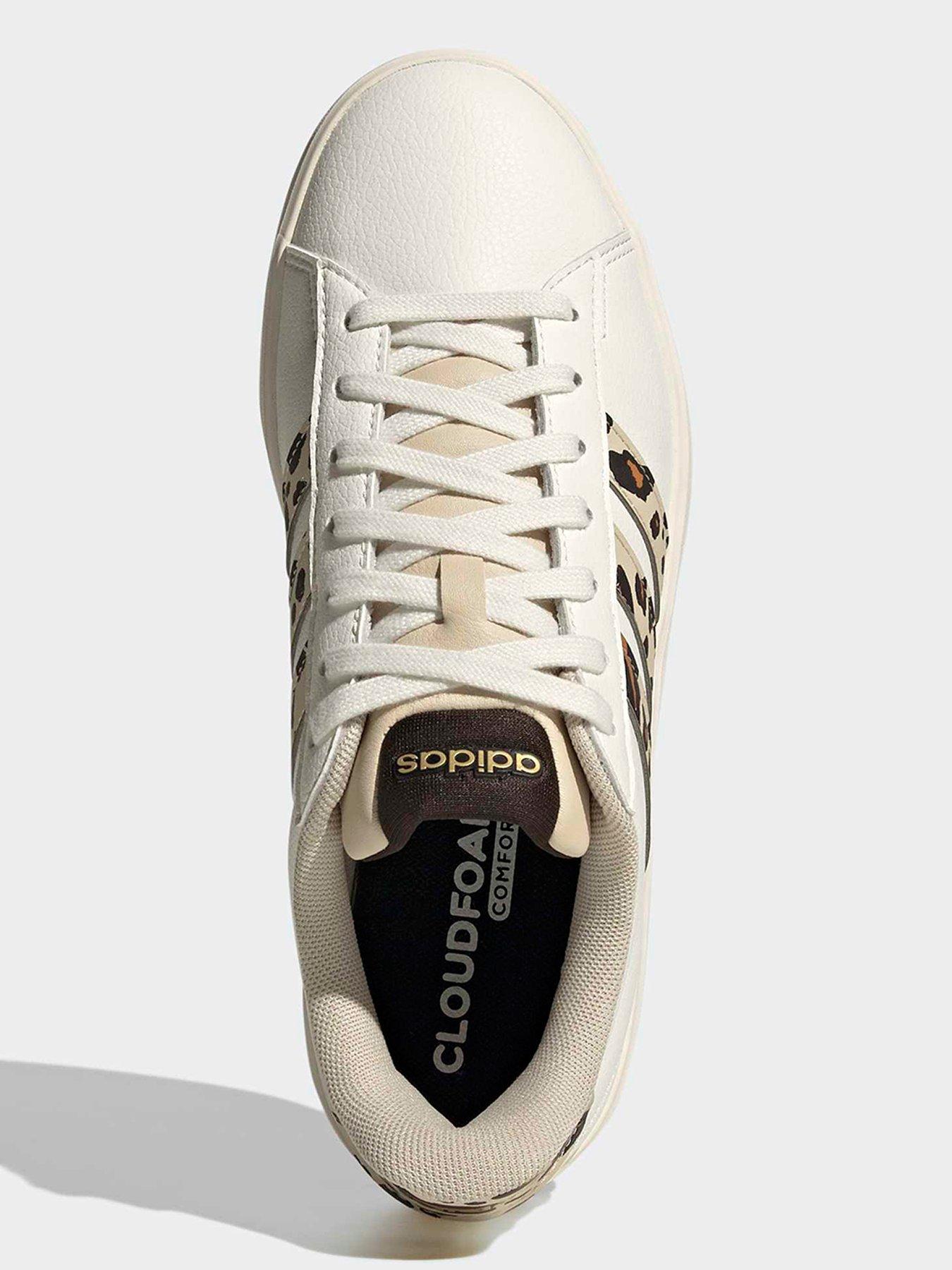 Image 4 of 7 of adidas Women's Grand Court 3.0 Trainer - Beige