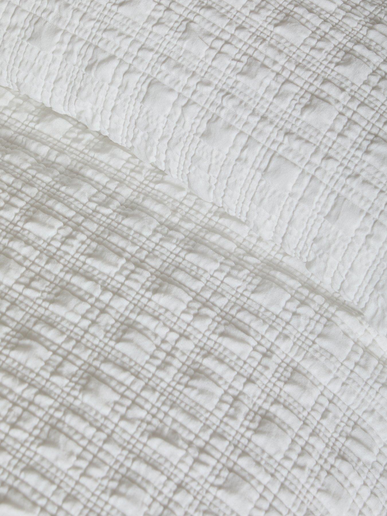 Image 4 of 5 of Very Home Copenhagen Jacquard Duvet Set