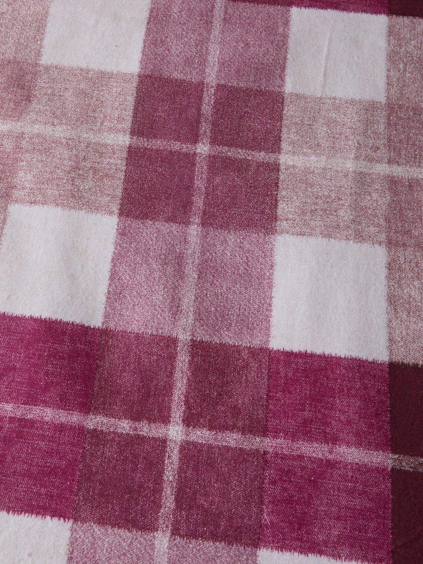 Image 6 of 6 of The Very Collection 100% Brushed Cotton Check Print Duvet Set