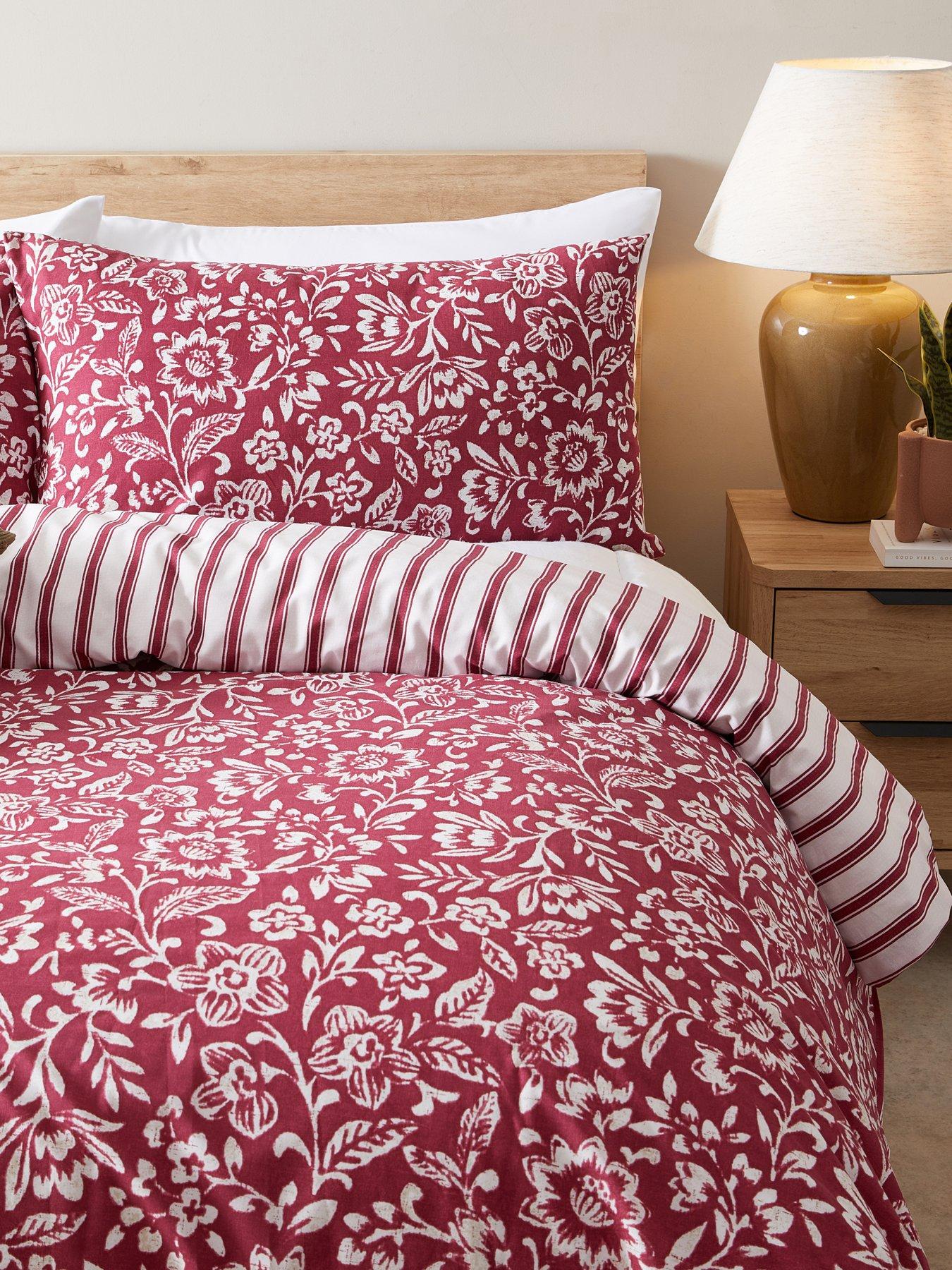 Image 5 of 5 of The Very Collection Folk Foral Woolock Print Duvet Set