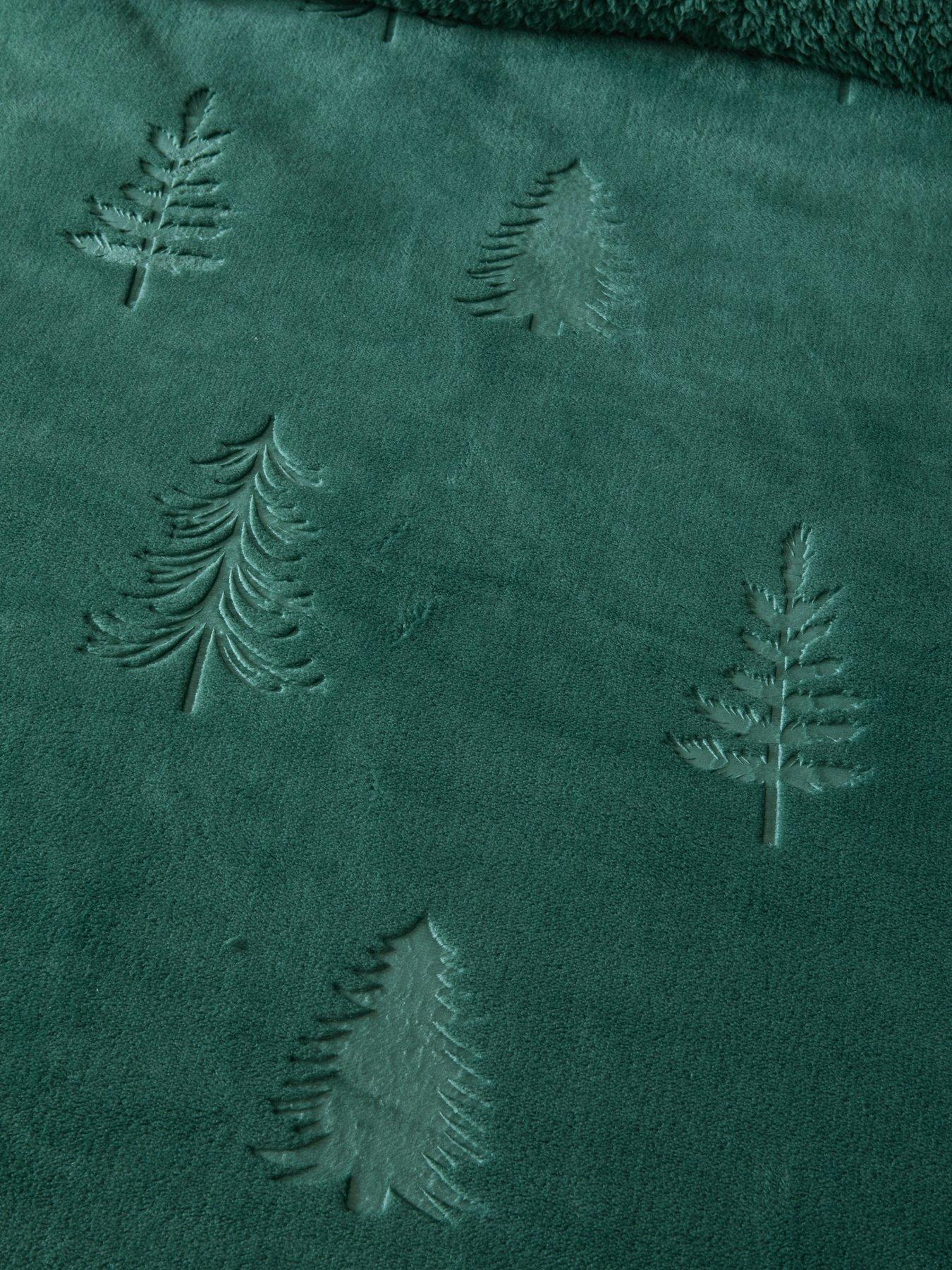 Image 6 of 6 of Very Home Christmas Tree Embossed Fleece Duvet Set