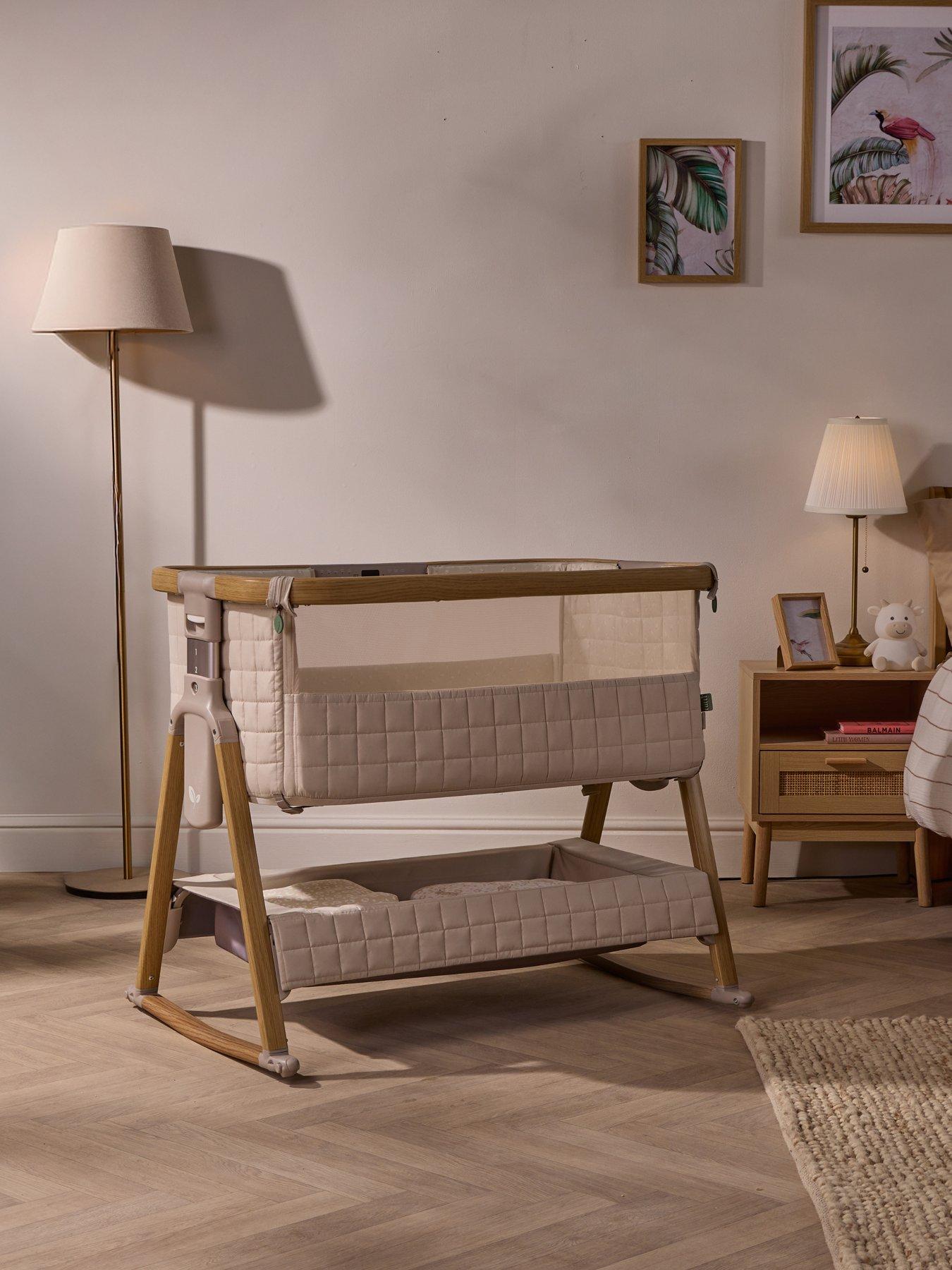 Tutti Bambini Cozee Sense Bedside Crib - Toasted Oak / Sand