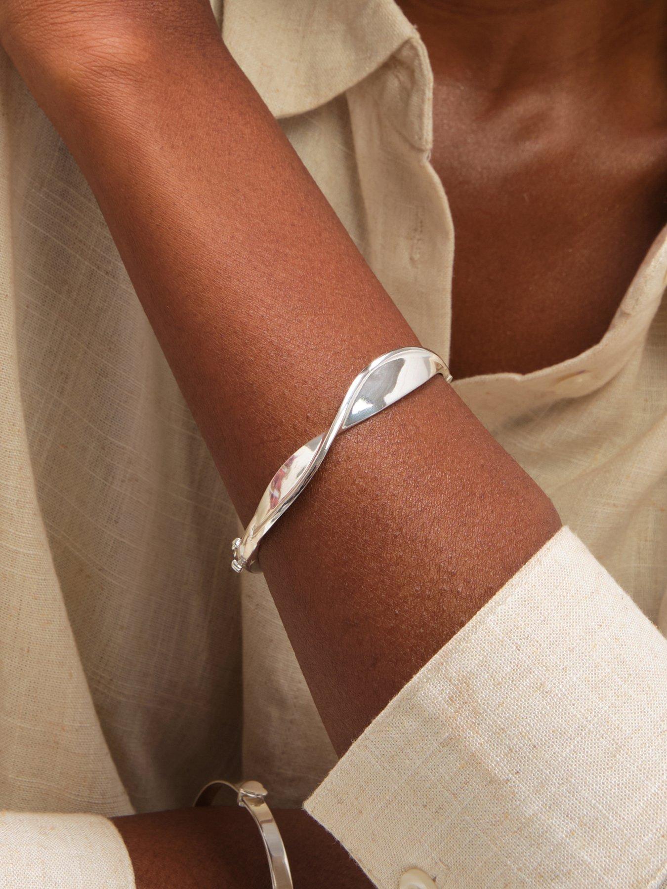 Image 3 of 3 of Inicio Polished Wave Bangle - Gift Pouch
