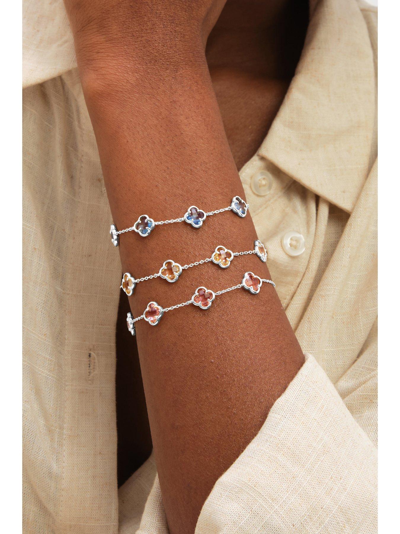 Image 3 of 3 of Inicio Sterling Silver Light Sapphire Clover Bracelet - Gift Pouch