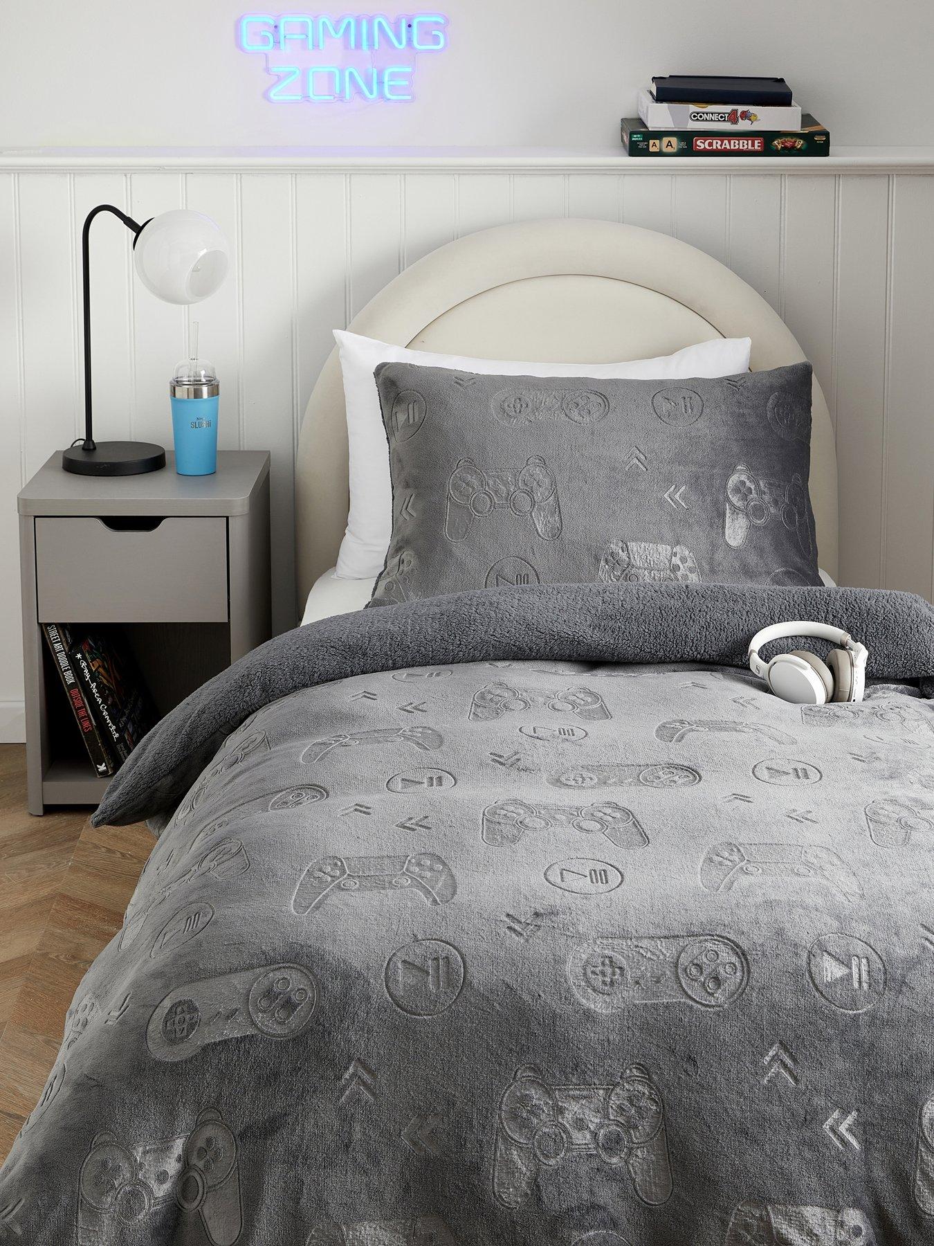Image 1 of 4 of Very Home Gamer Embossed Fleece Duvet Set