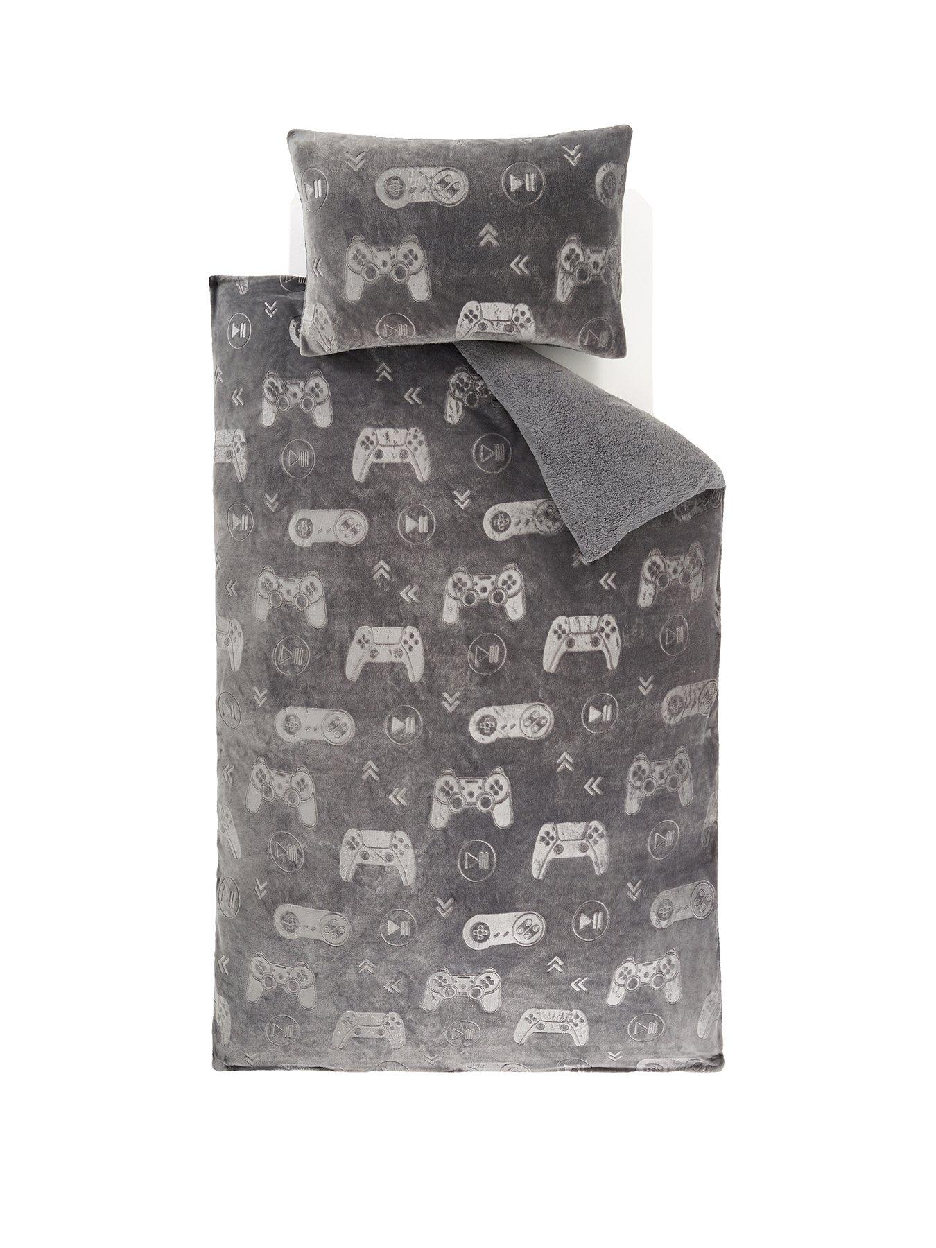 Image 2 of 4 of Very Home Gamer Embossed Fleece Duvet Set