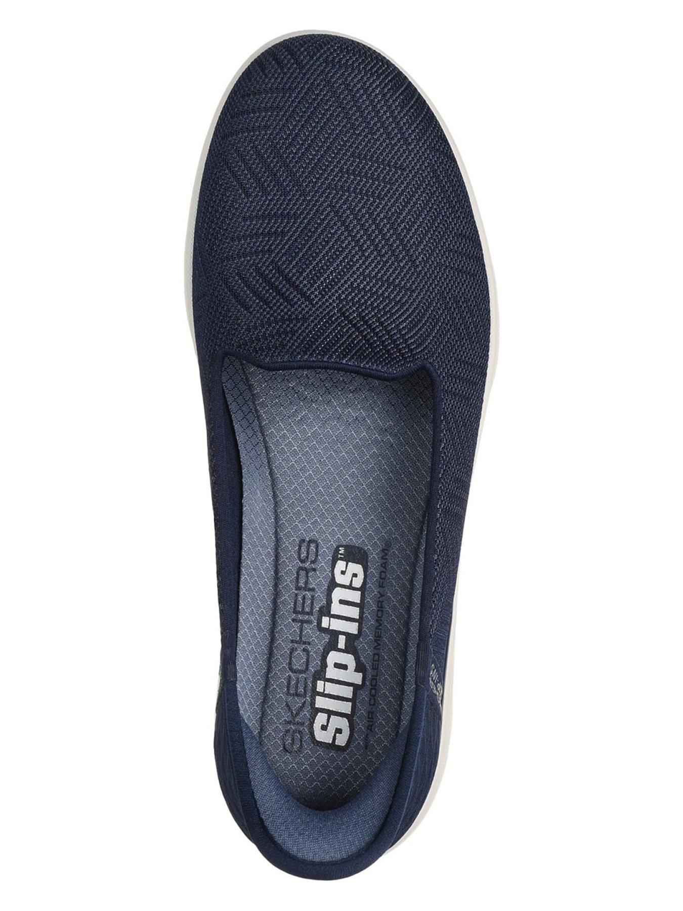 Image 4 of 5 of Skechers On-the-go Flexclover - Navy