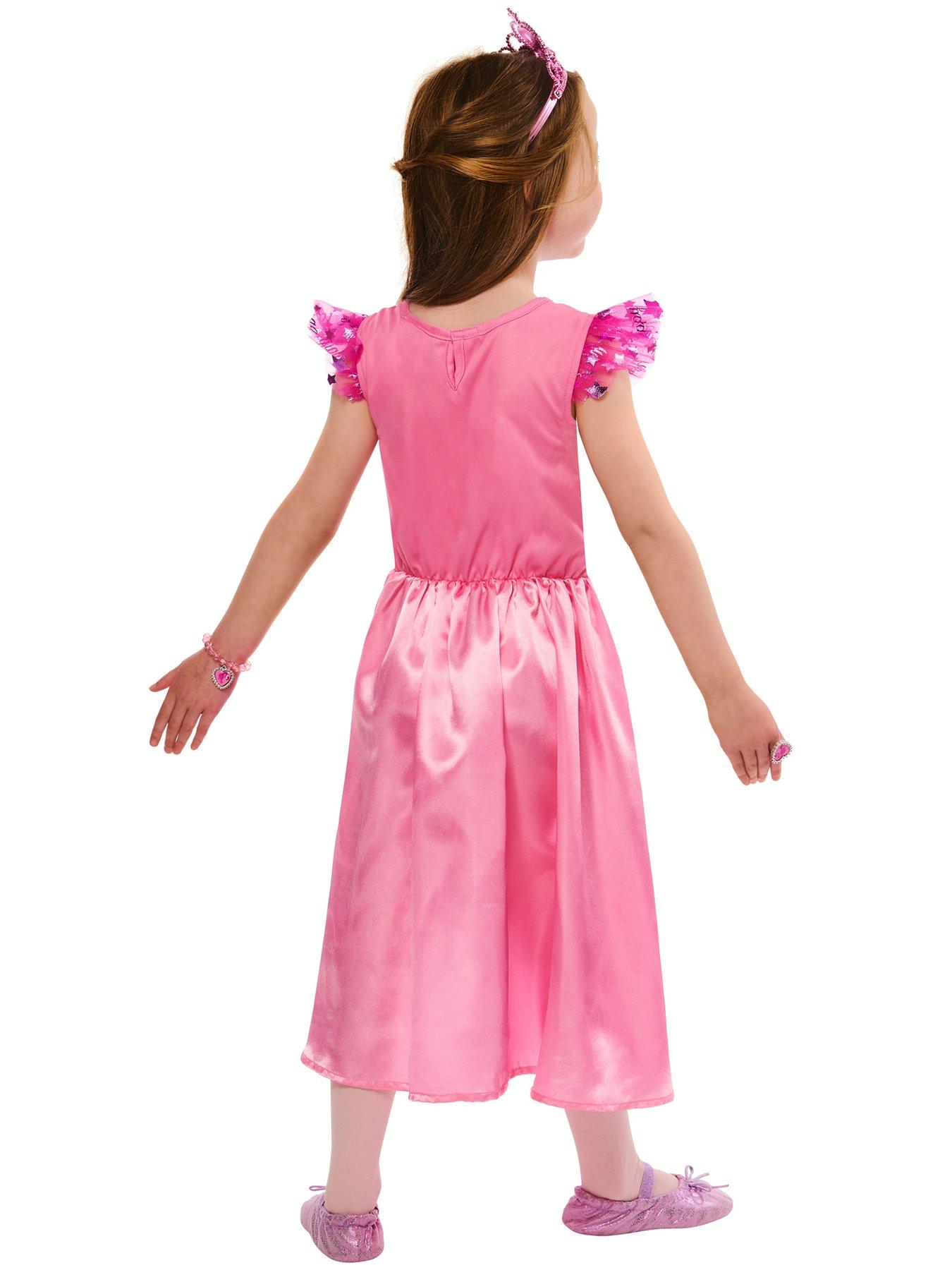Image 2 of 7 of Barbie Dress Up Gift Set