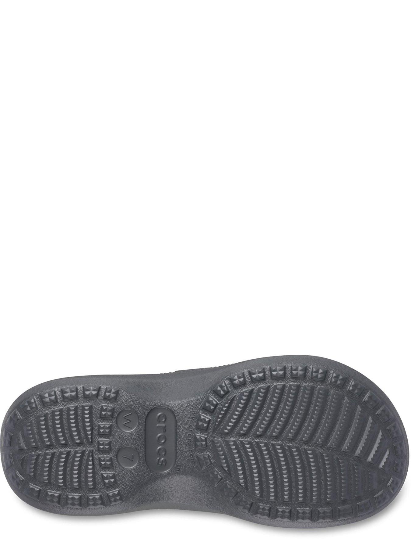  image of crocs-saturday-platform-buckle-carbon