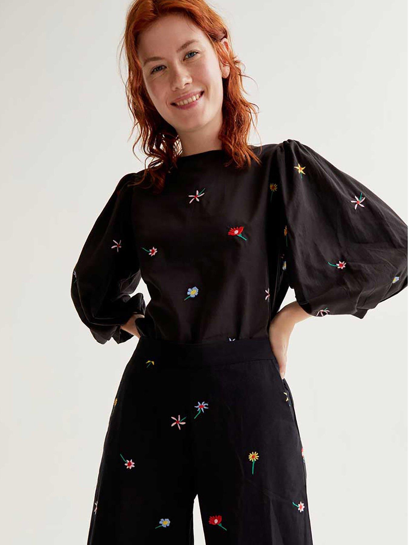 Image 4 of 5 of Compania Fantastica Flowers Trousers
