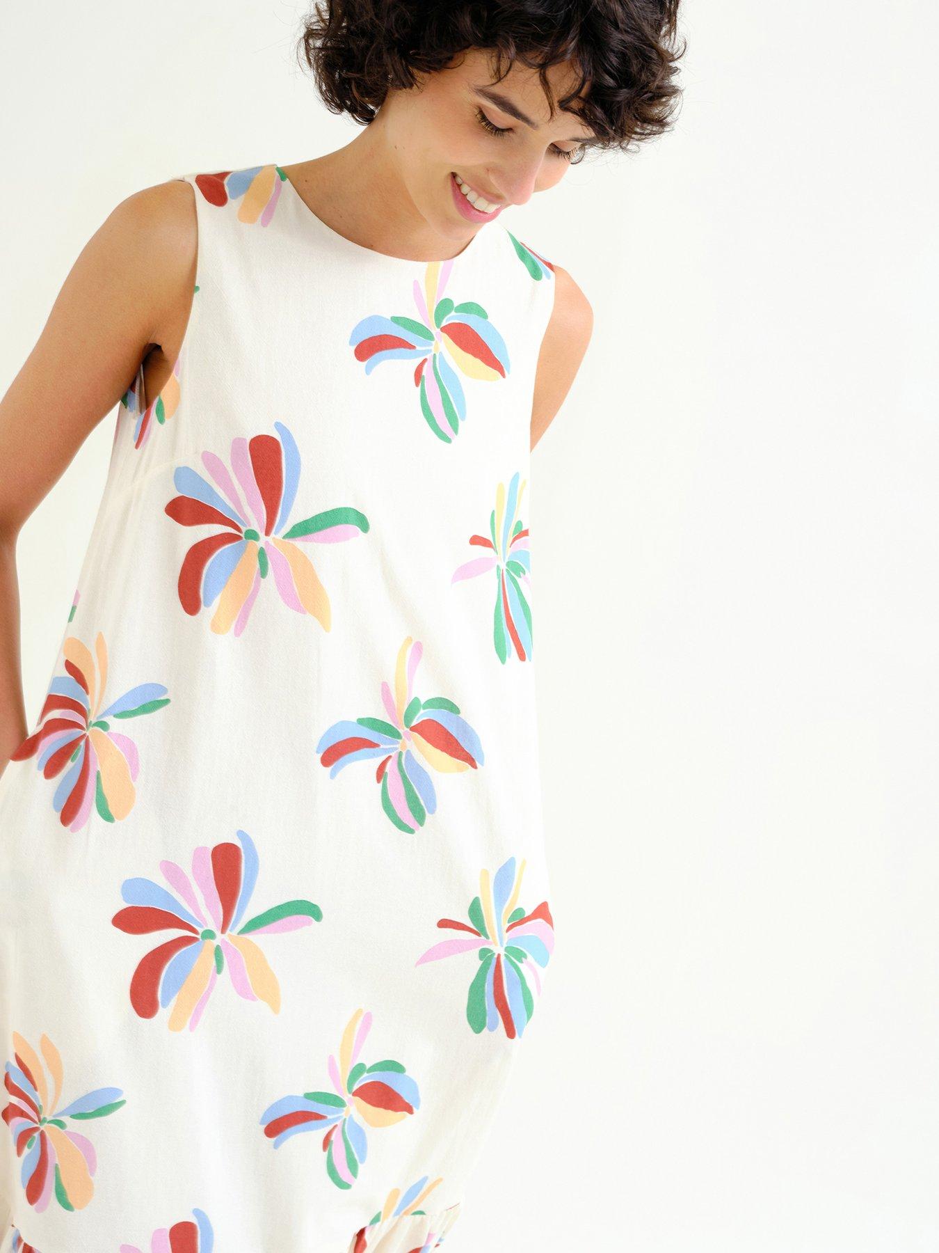 Image 3 of 5 of Compania Fantastica Monarda Long Dress - White