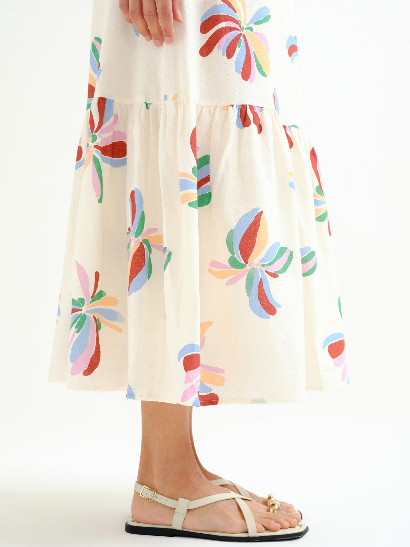 Image 4 of 5 of Compania Fantastica Monarda Long Dress - White