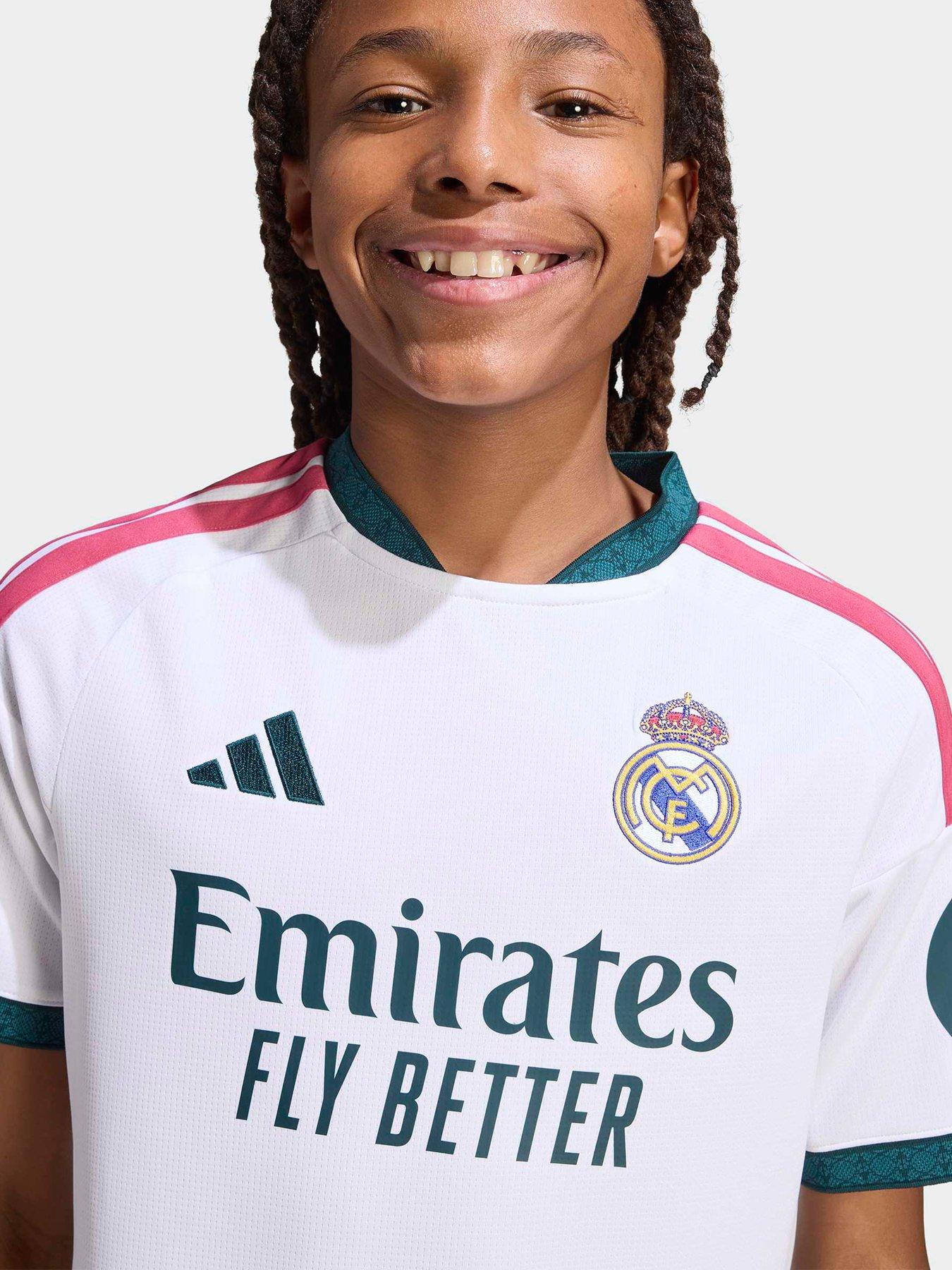 Image 5 of 6 of adidas Junior Real Madrid 26/27 Home Stadium Replica Shirt - White