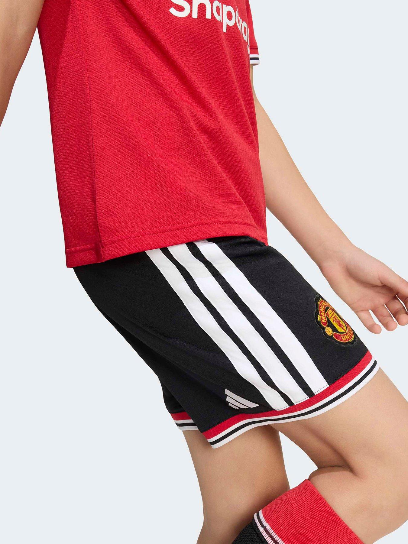 Image 4 of 6 of adidas Junior Manchester United 26/27 Alternate Home Shorts - Black