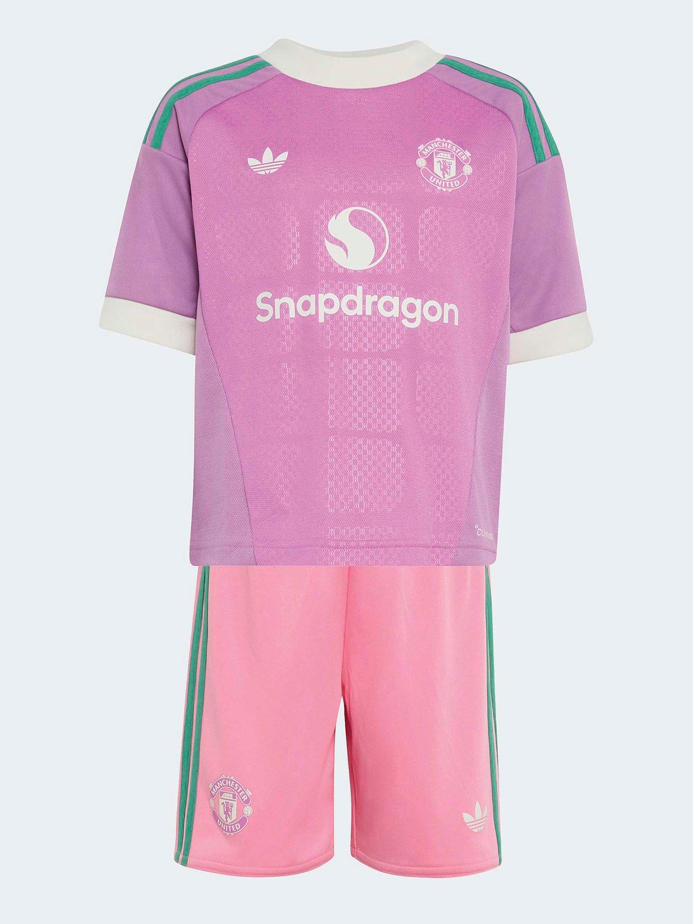 Image 2 of 5 of adidas Junior Manchester United 26/27 Away Goal Keeper Mini Kit - Purple