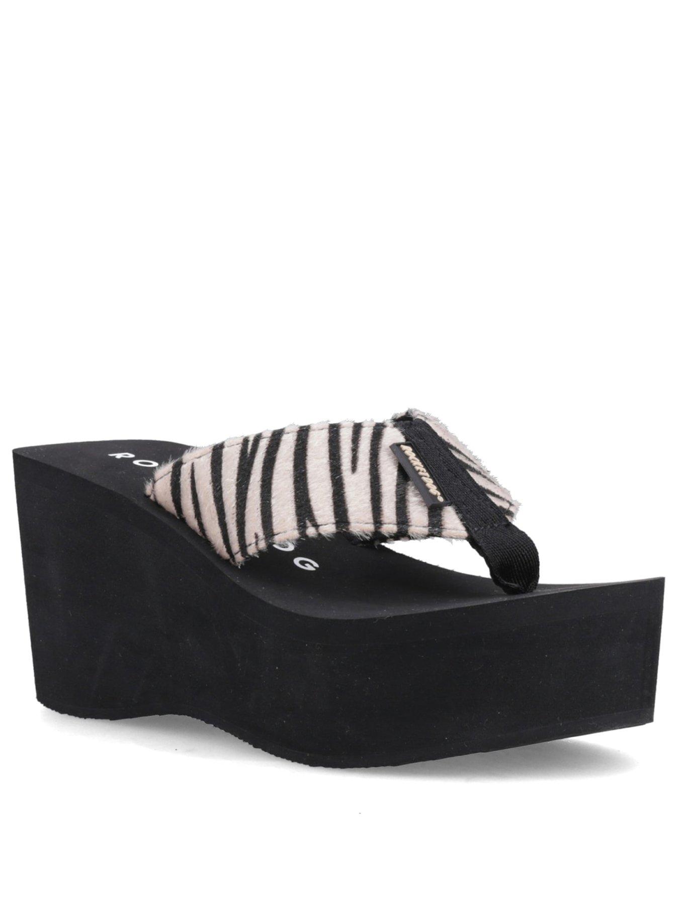 stillFront image of rocket-dog-crush-simba-wedge-sandal--camel