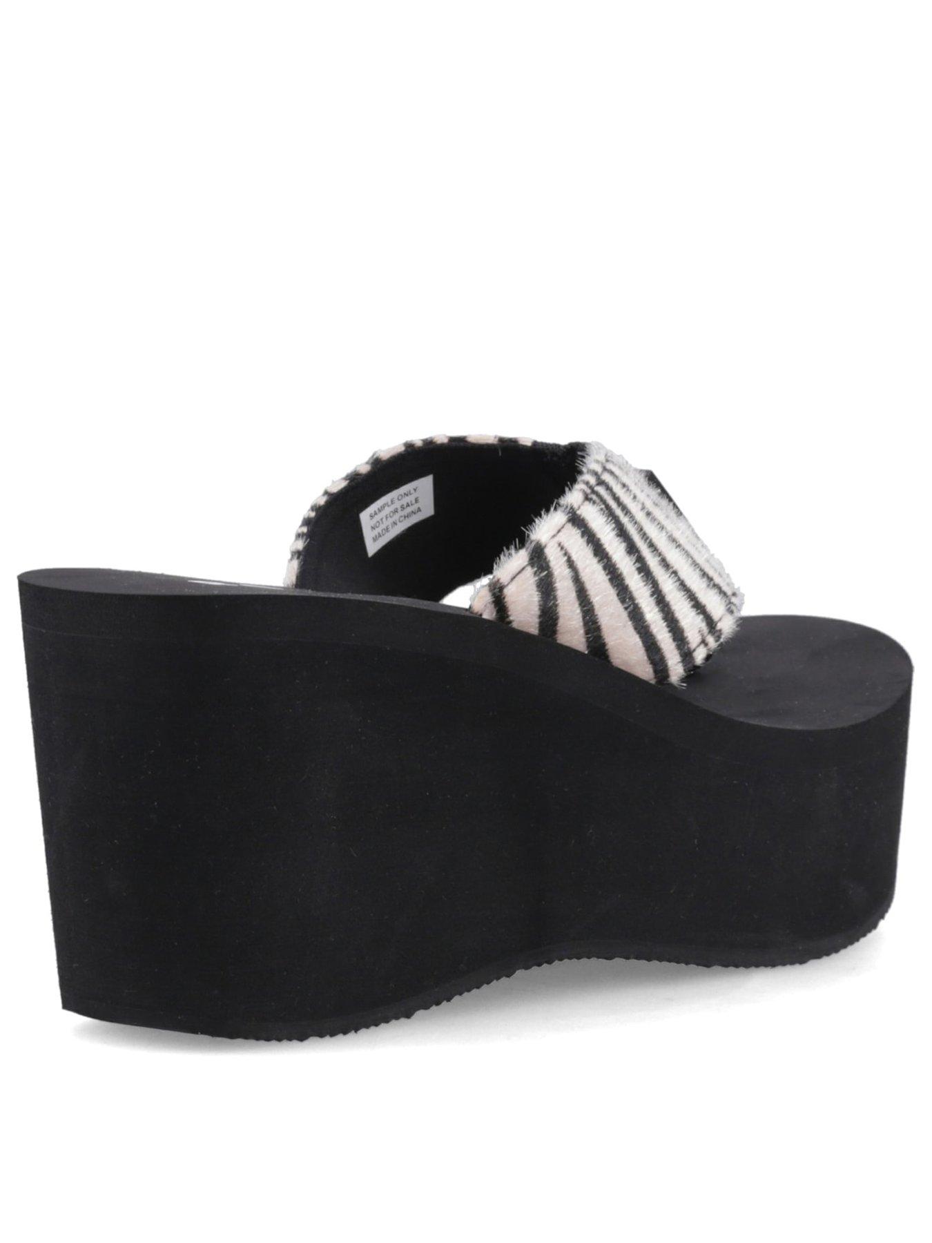  image of rocket-dog-crush-simba-wedge-sandal--camel