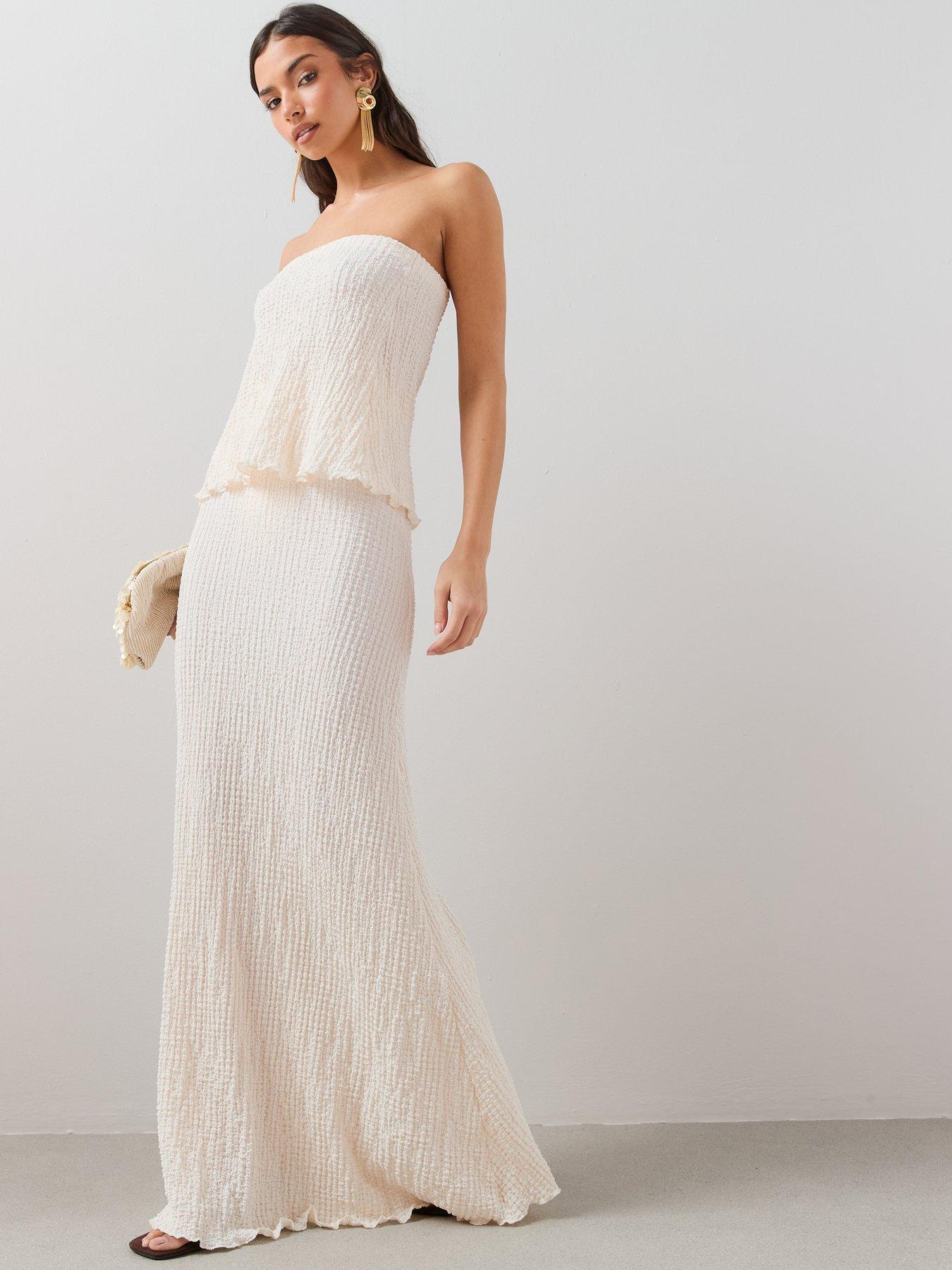  image of the-very-collection-bandeau-textured-top-cream