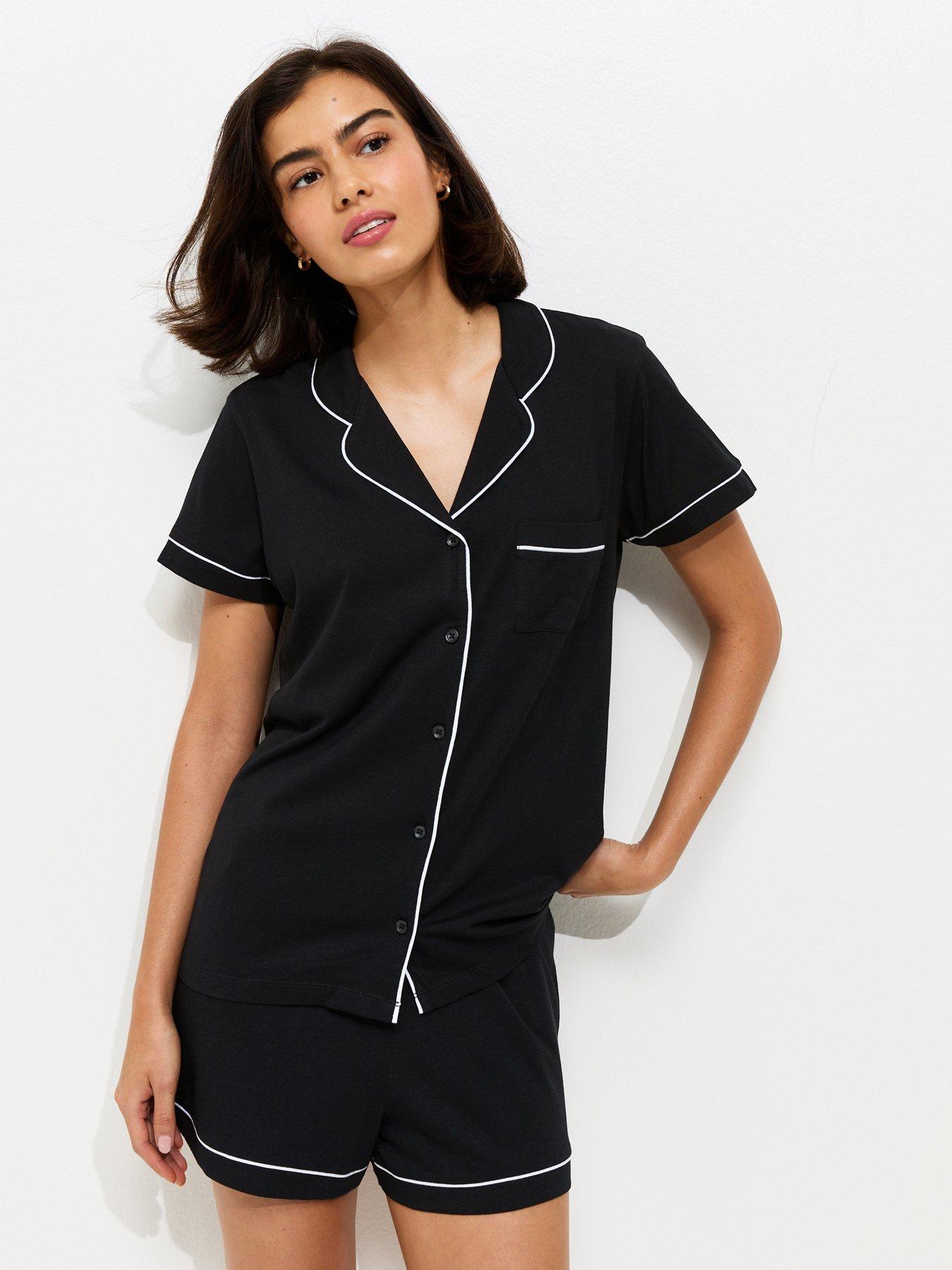New Look Revere Collar Short Sleeve Top And Shorts Pyjama Set - Black
