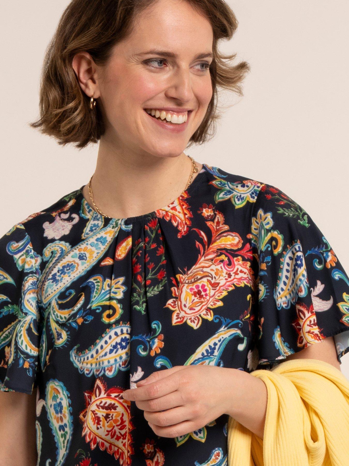  image of brakeburn-doa-blouse-navy