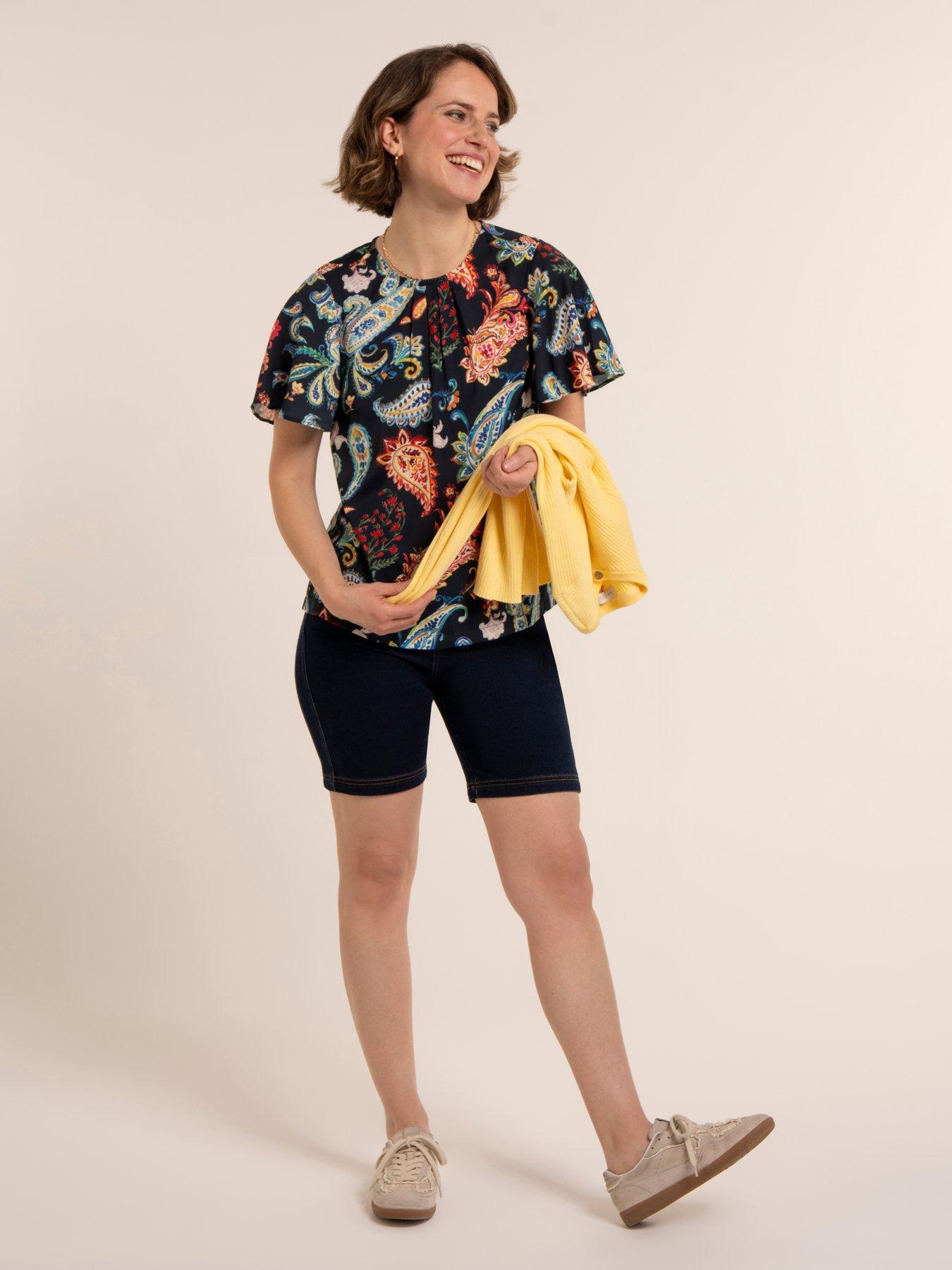  image of brakeburn-doa-blouse-navy