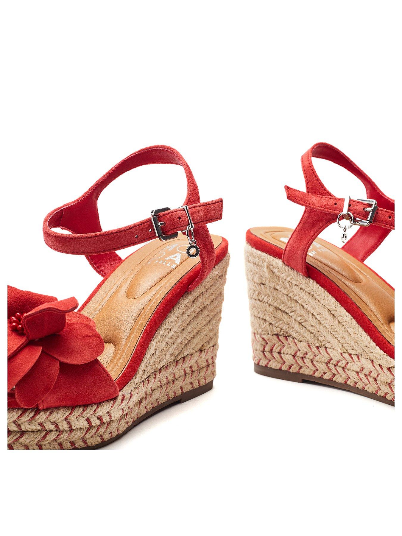 Image 4 of 5 of Moda In Pelle Mistee&nbsp;Suede Flower Detail Wedge - Red
