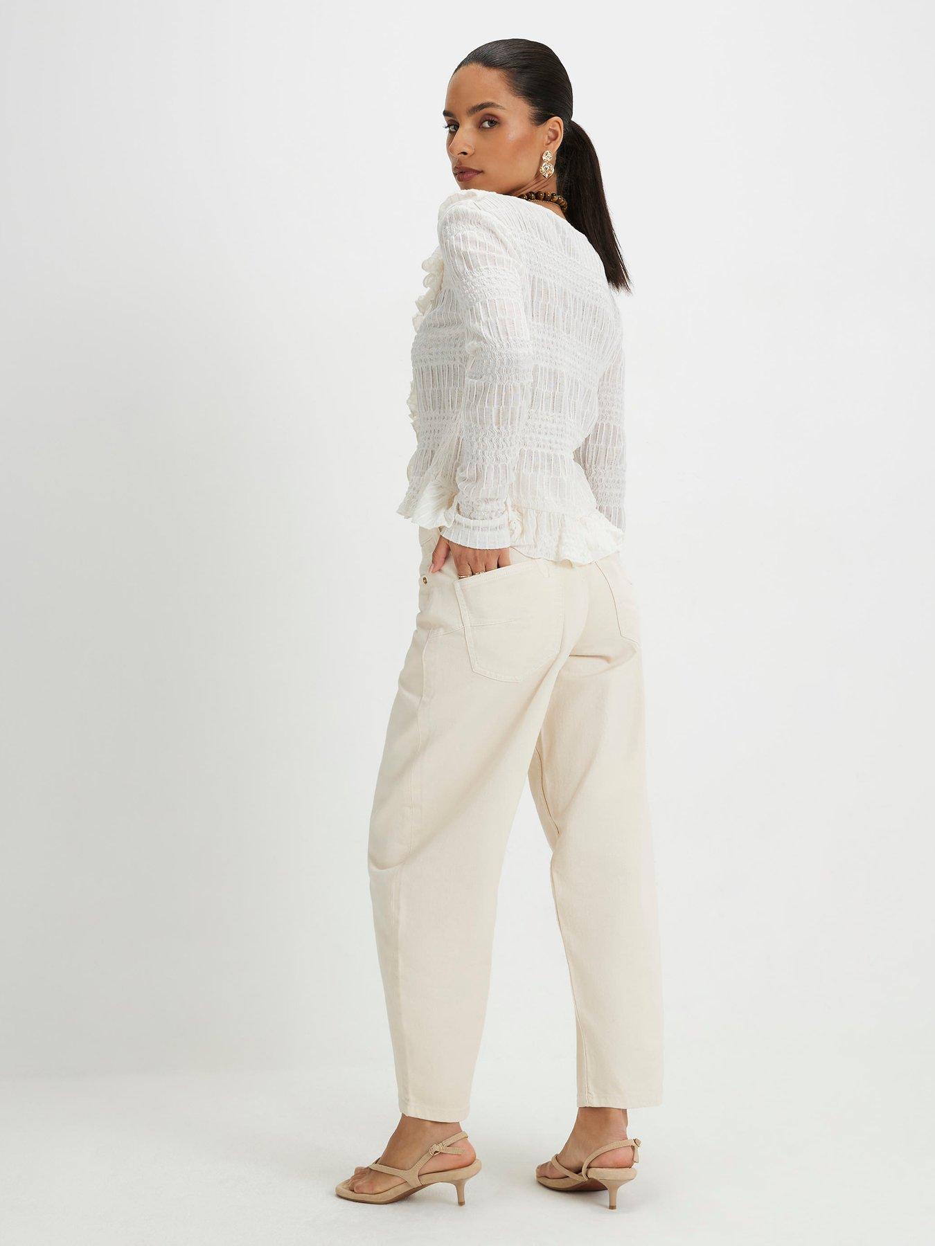 Image 2 of 6 of River Island Petite Barrel Leg Jeans - Cream