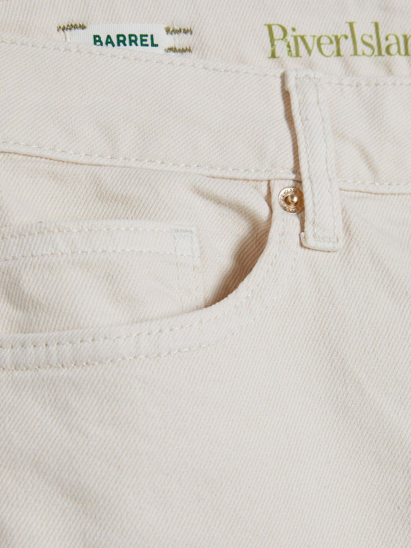 Image 6 of 6 of River Island Petite Barrel Leg Jeans - Cream