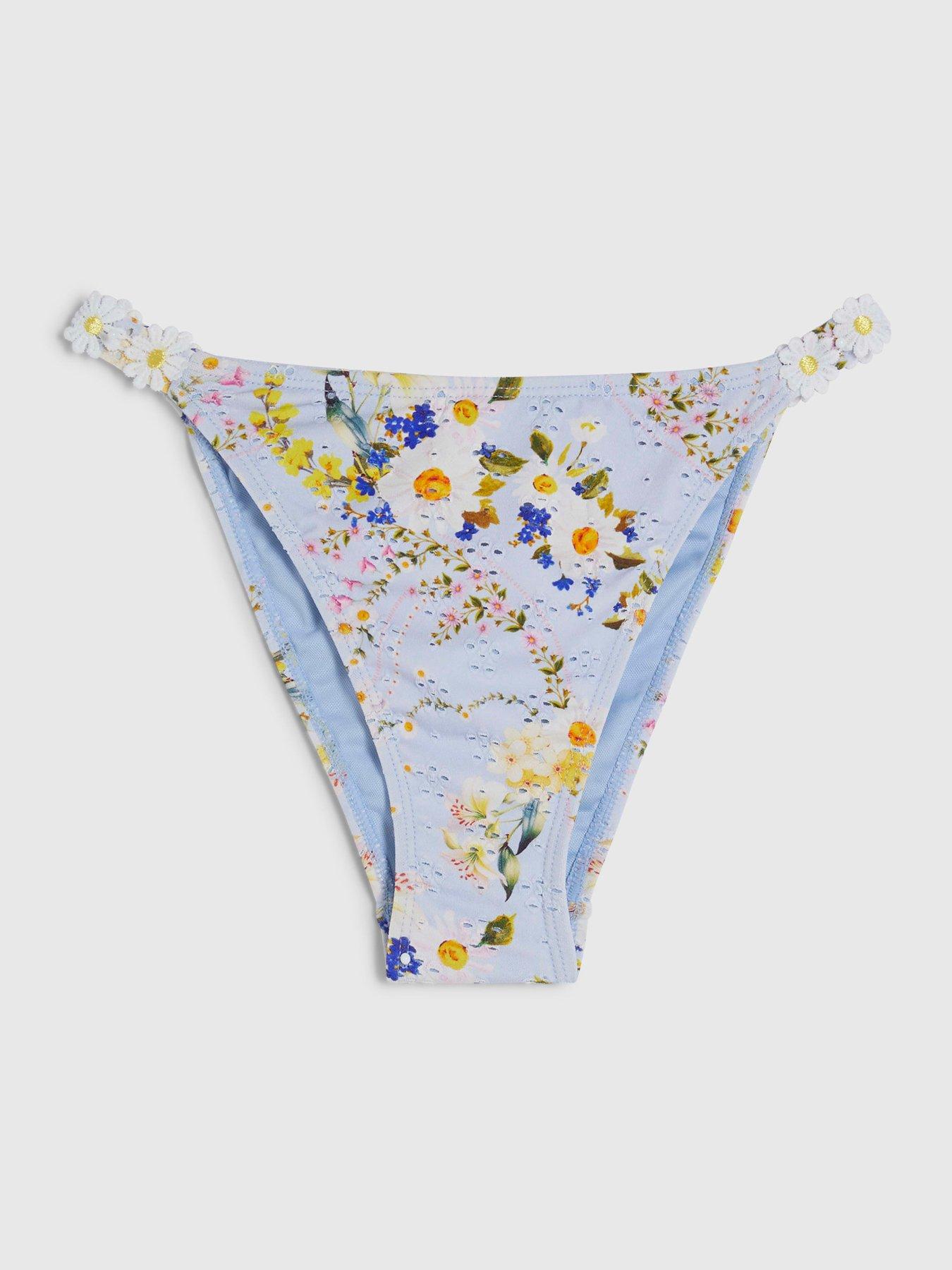 Image 5 of 6 of River Island Daisy Print Bikini Brief