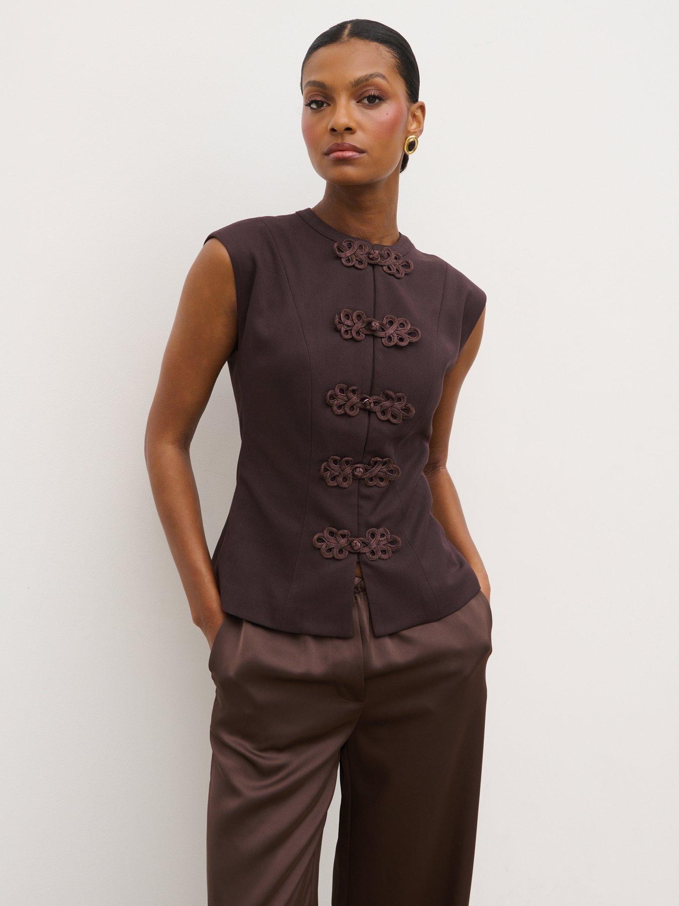 Pretty Lavish Hollyn Sleeveless Waistcoat - Brown - Cream