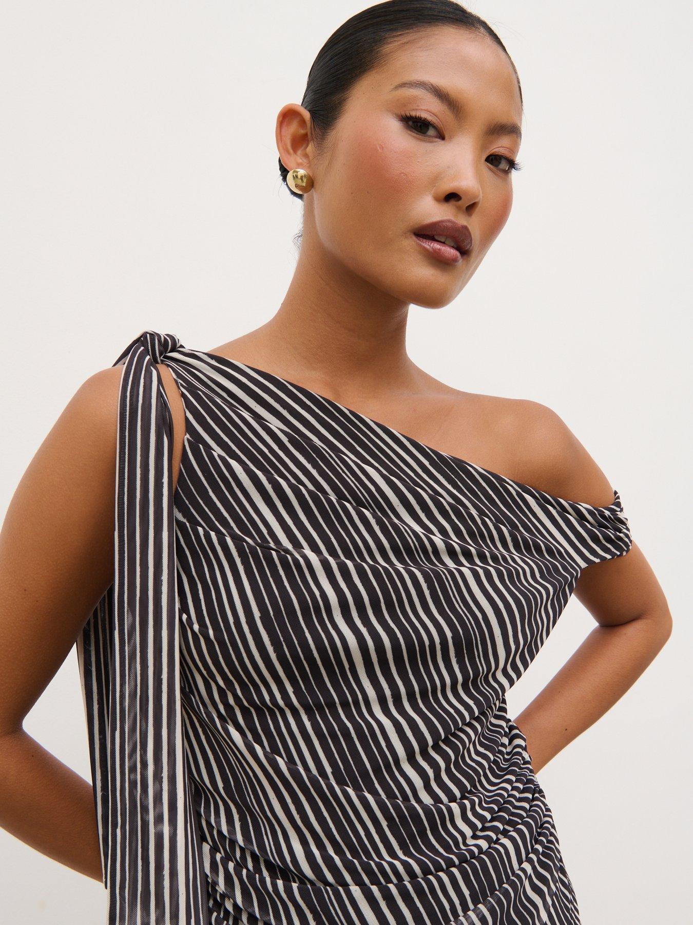 Pretty Lavish Shea Jersey Tie Top - Black And Stripe - Cream