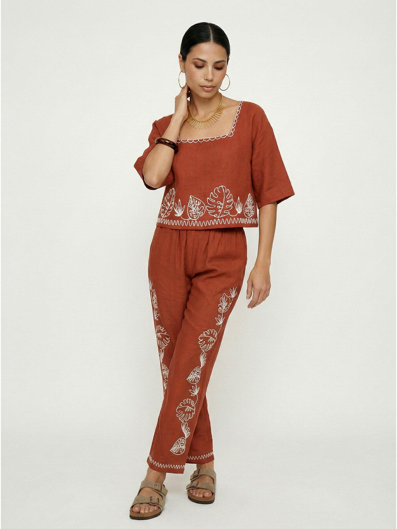Image 6 of 7 of Raffya Tilly V-neck Embroidered Crop Top In Rust