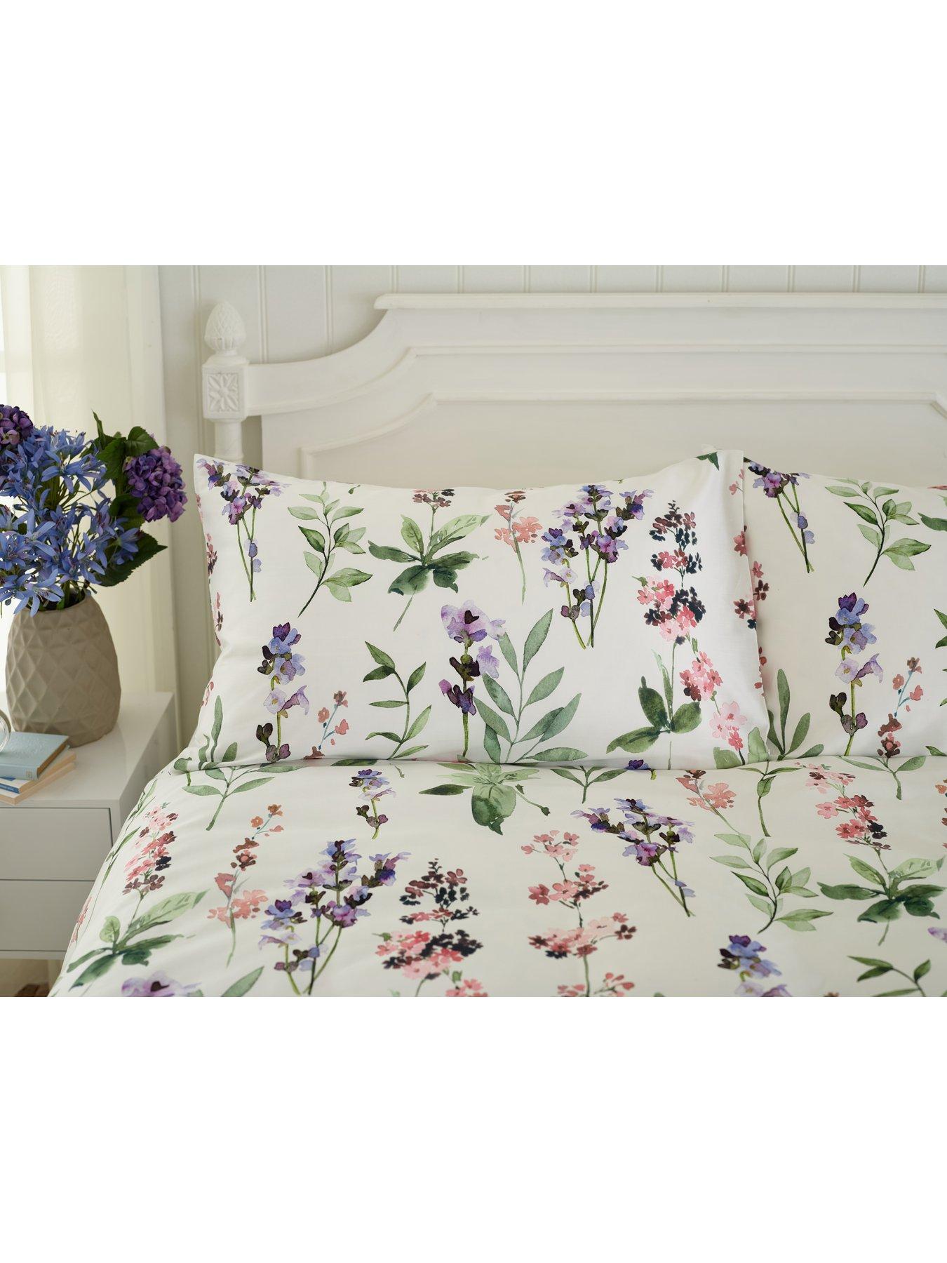 Image 3 of 4 of Deyongs Cottage Garden Duvet Set
