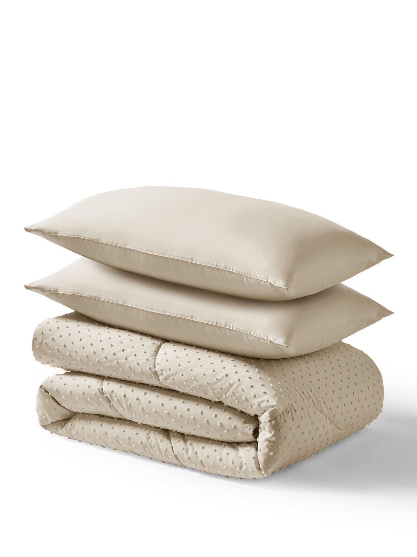  image of night-lark-tufted-dot-bound-set-natural-oat-45-tog