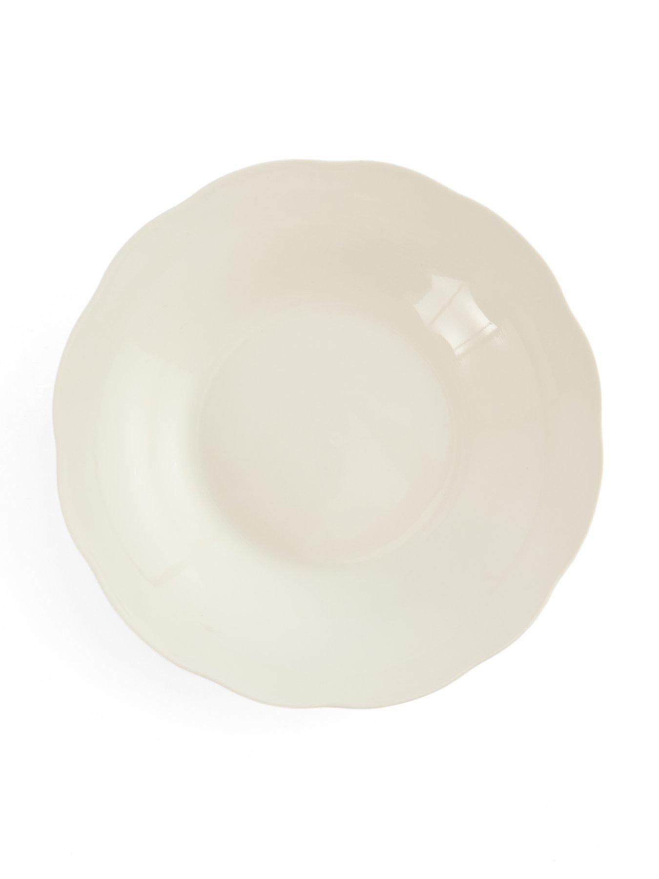 Image 5 of 7 of The Very Collection Soft Scallop 4 Piece Pasta Bowls