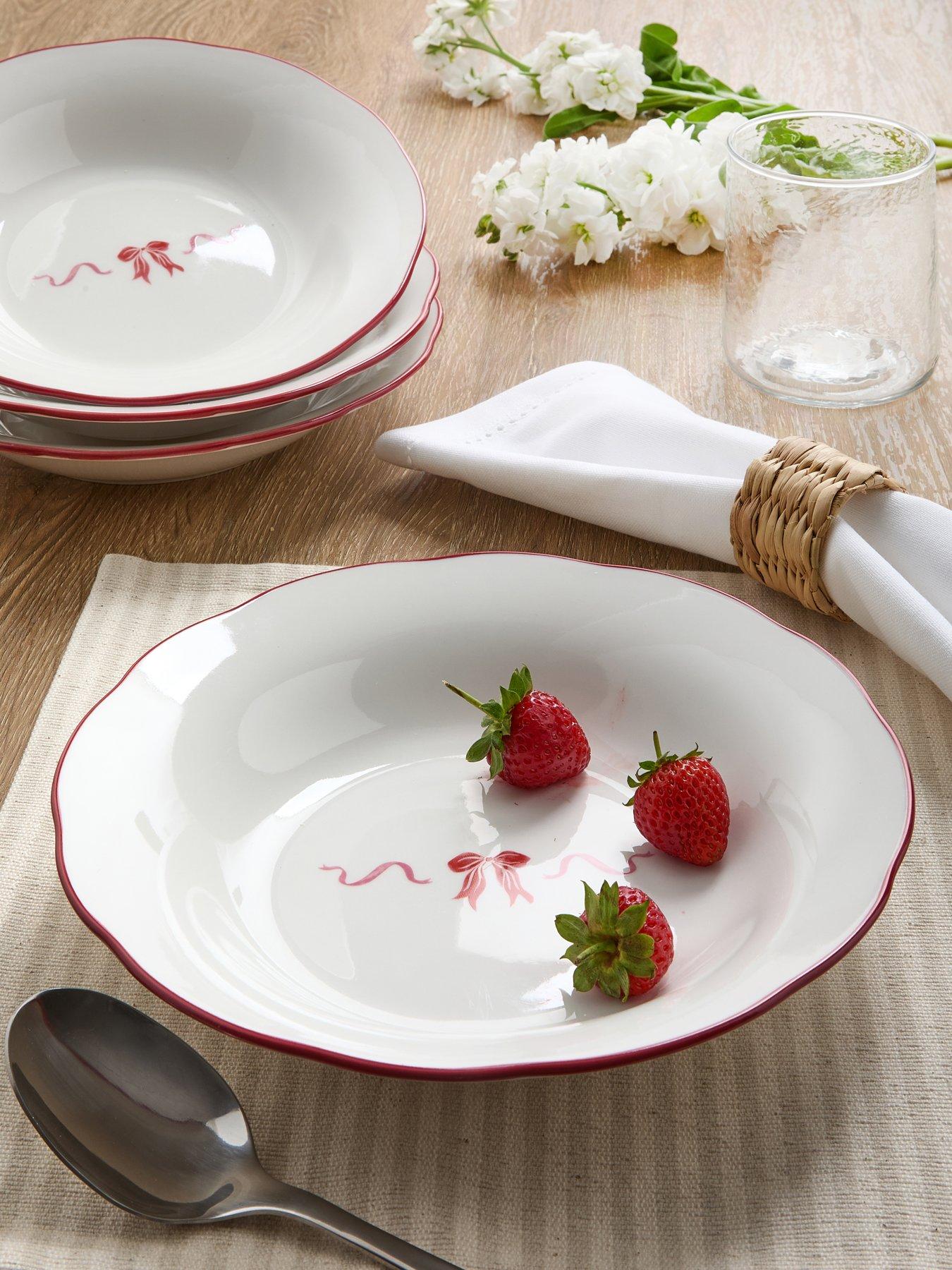 The Very Collection Soft Scallop Set Of 4 Pasta Bowls - Bow Decal