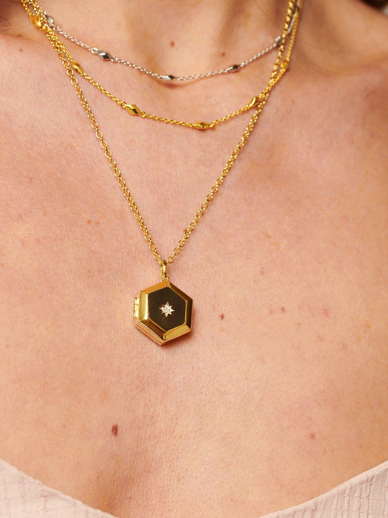 image of hot-diamonds-hexagon-locket-ygp