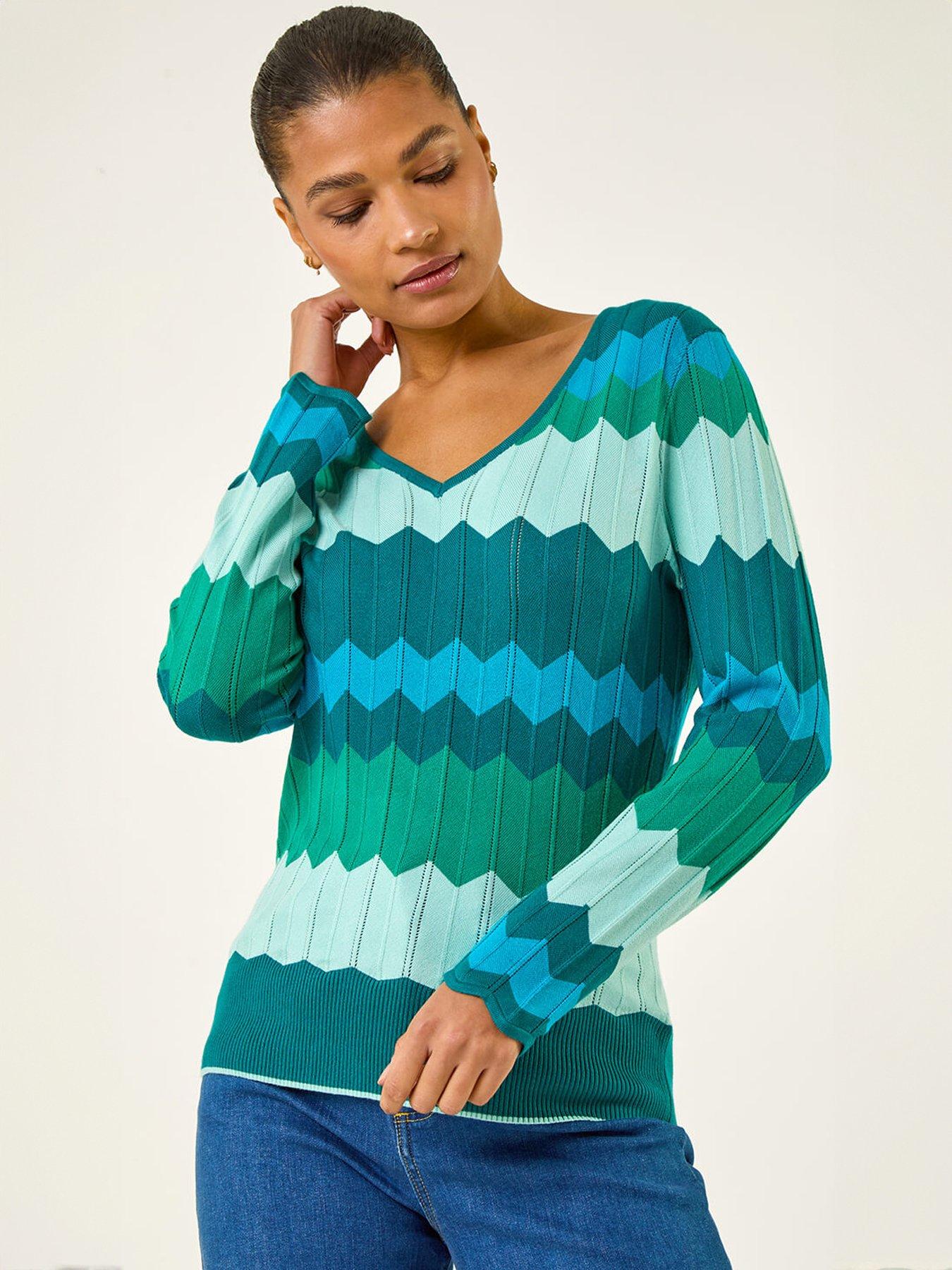 Roman Wave V-neck Knit Jumper