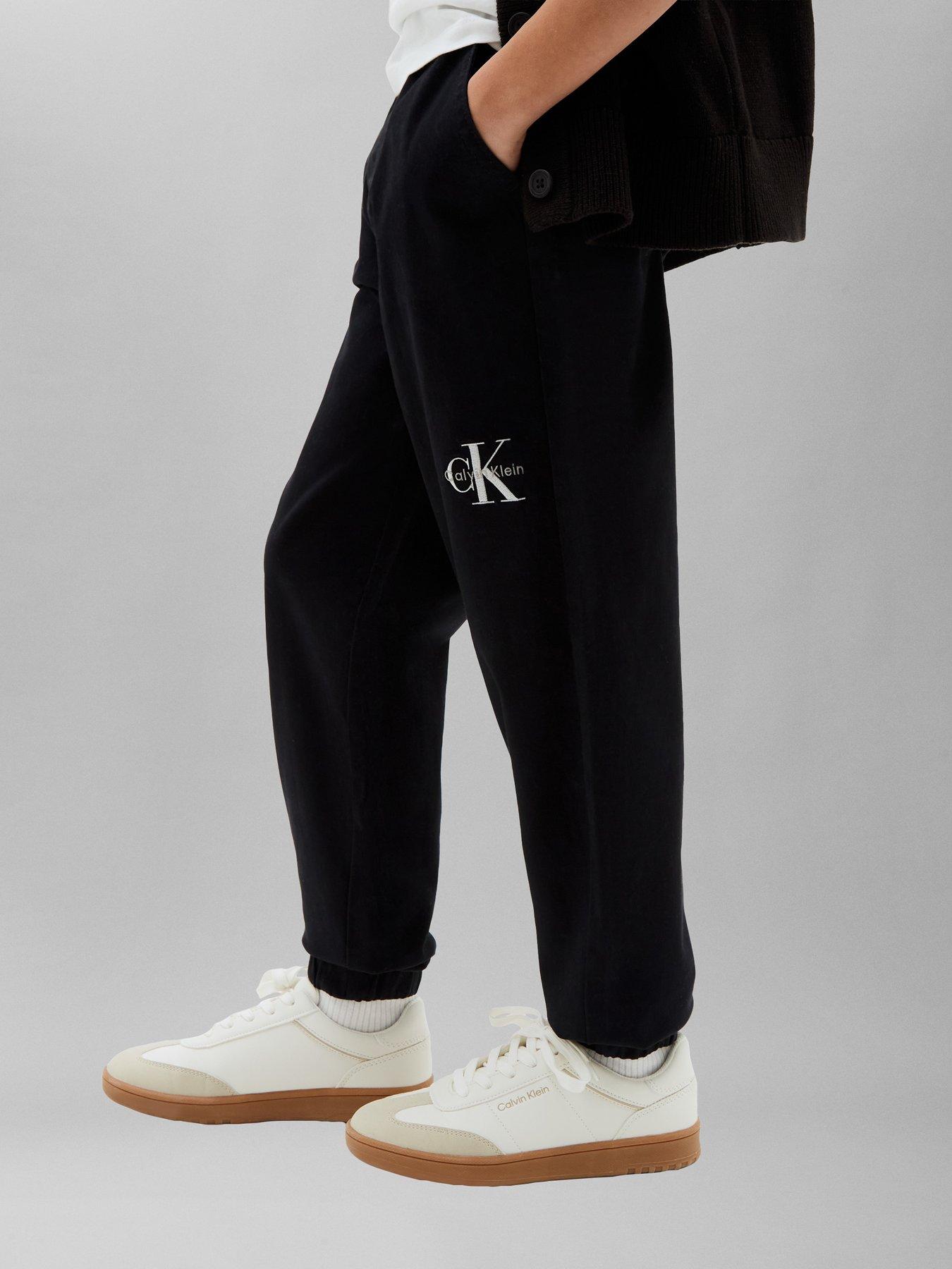 Calvin Klein Jeans Boys Essential Woven Jogger - Black